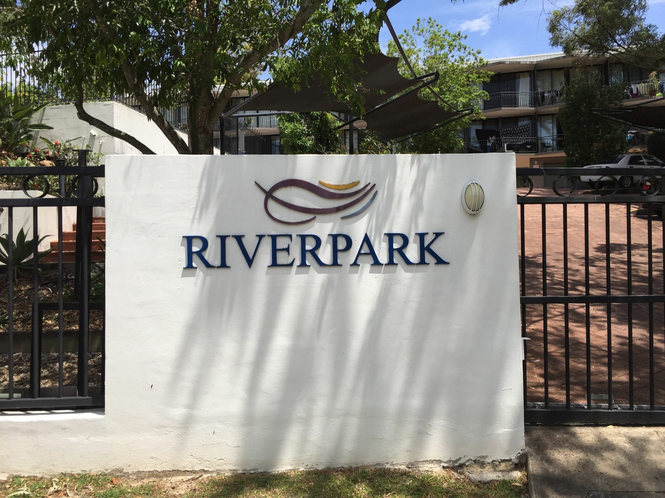 Riverpark-studio apartment