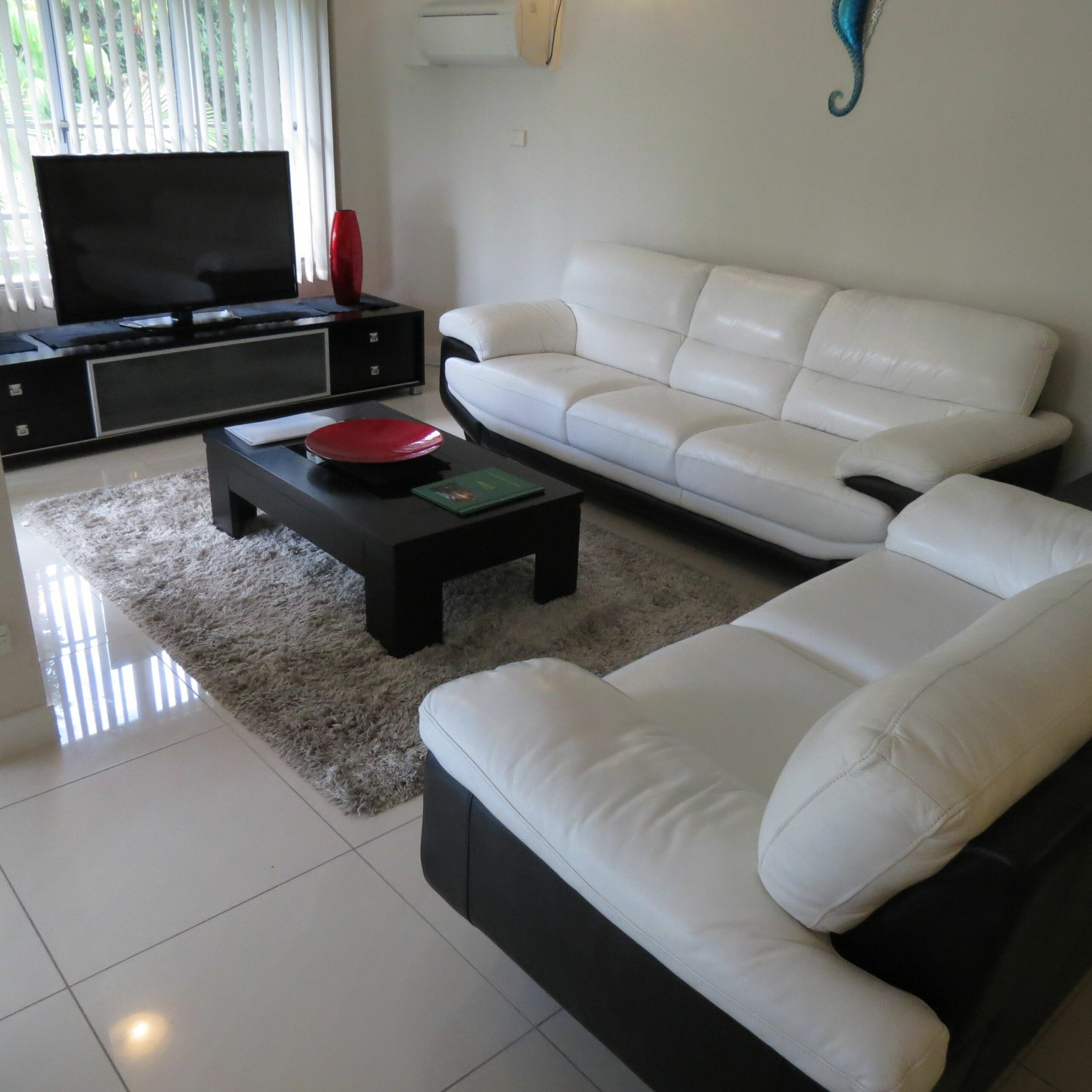 Port Douglas Outrigger Holiday Apartments