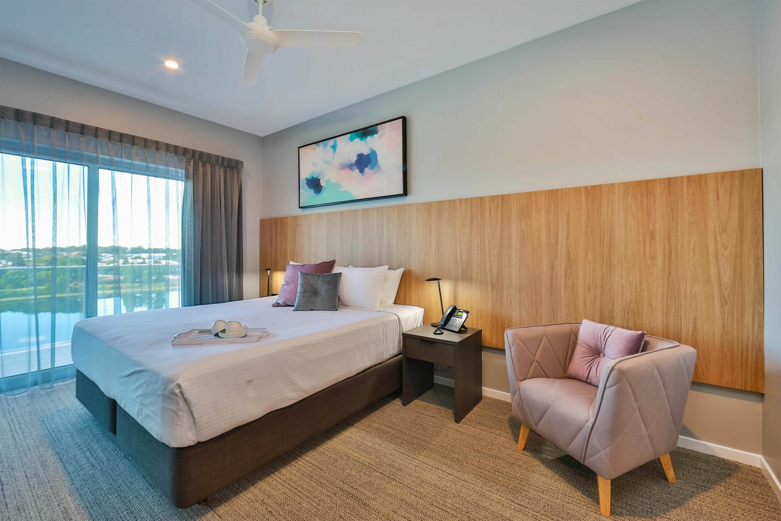 Best Western Plus North Lakes Hotel