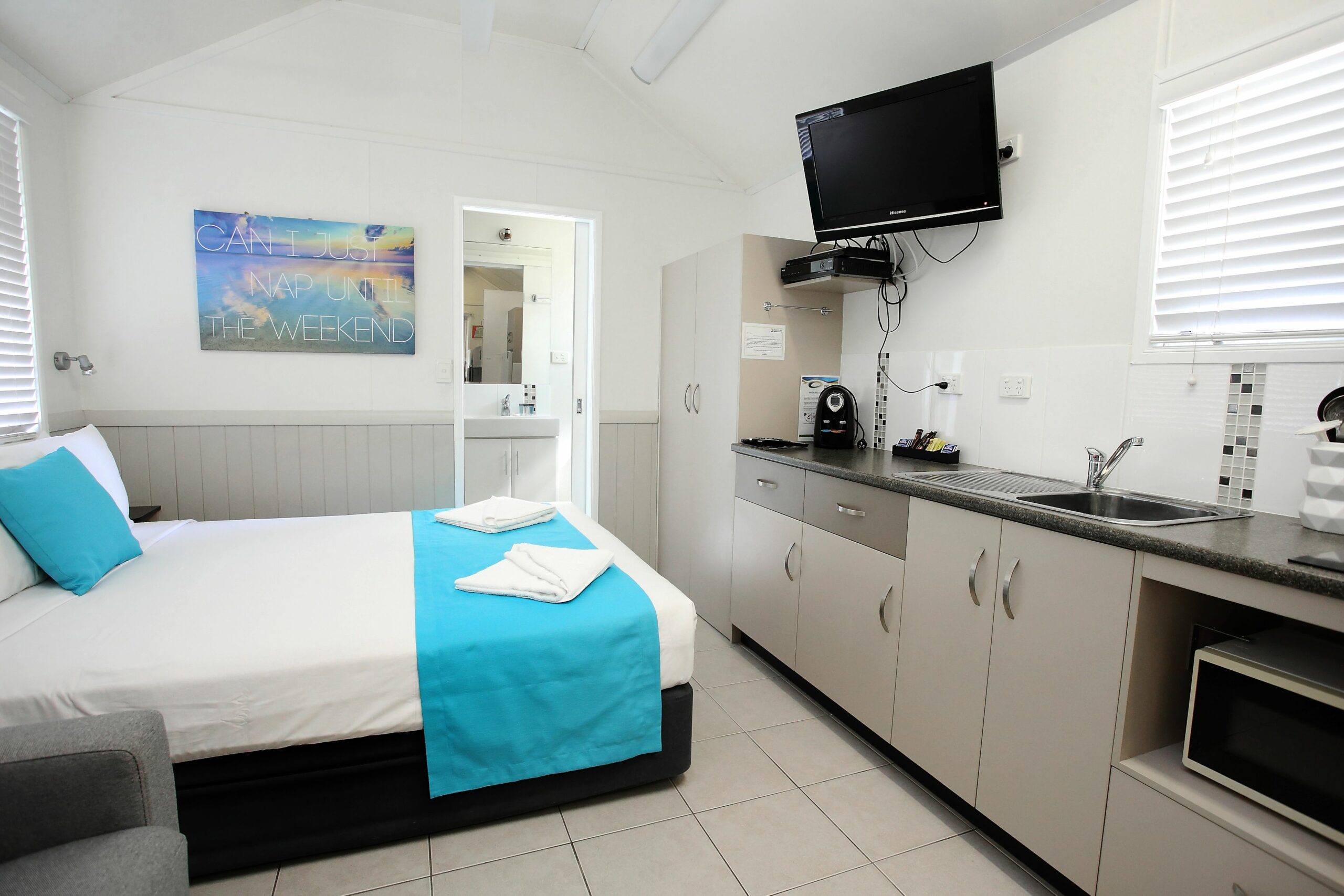 BIG4 Rowes Bay Beachfront Holiday Park