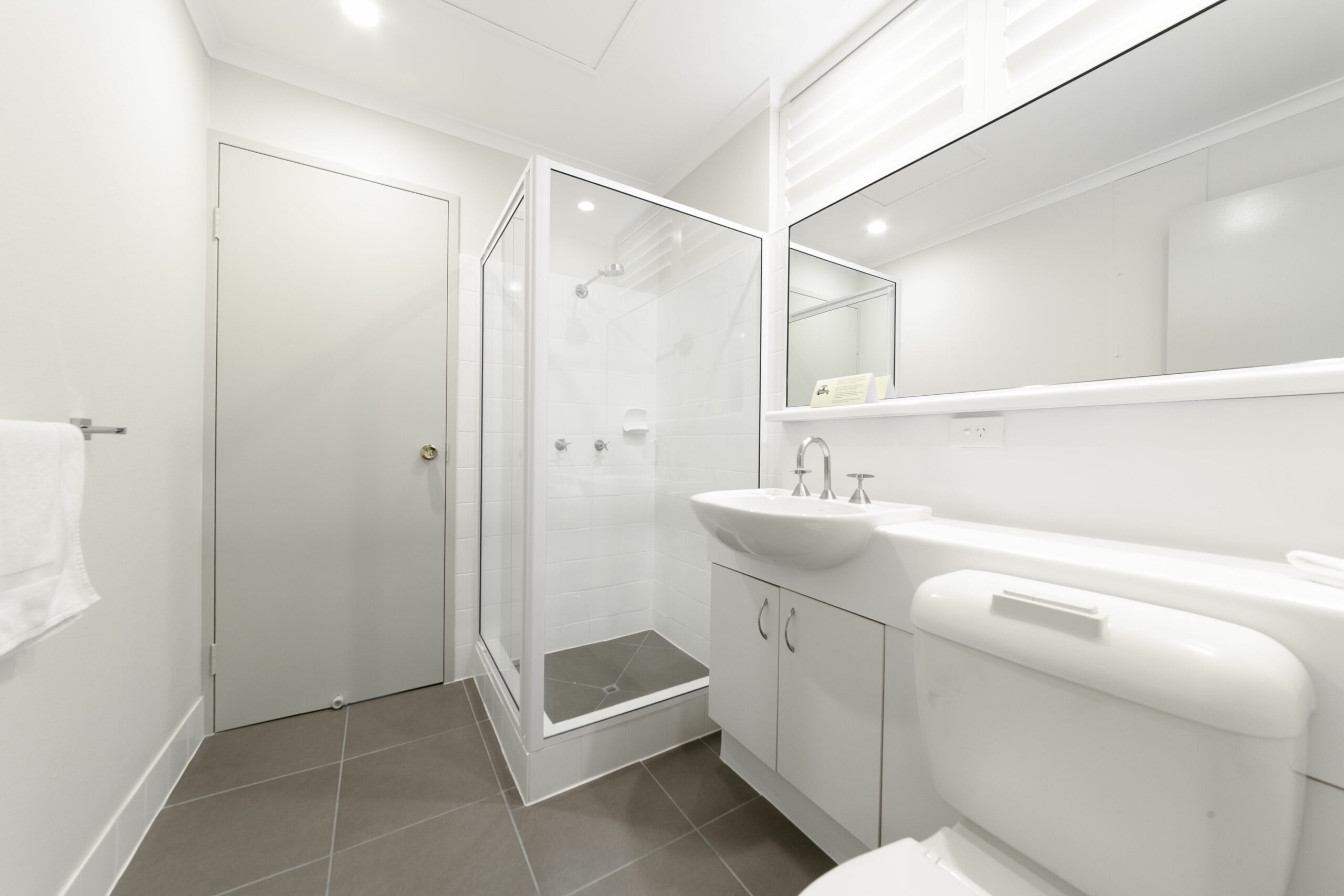 Mt Ommaney Hotel Apartments