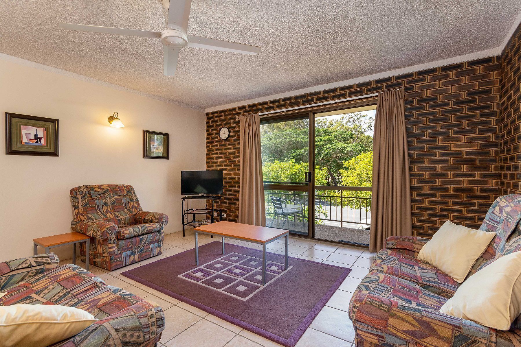 Walk to Surf Beach, Club and Shops - Sands Court Boyd St, Woorim