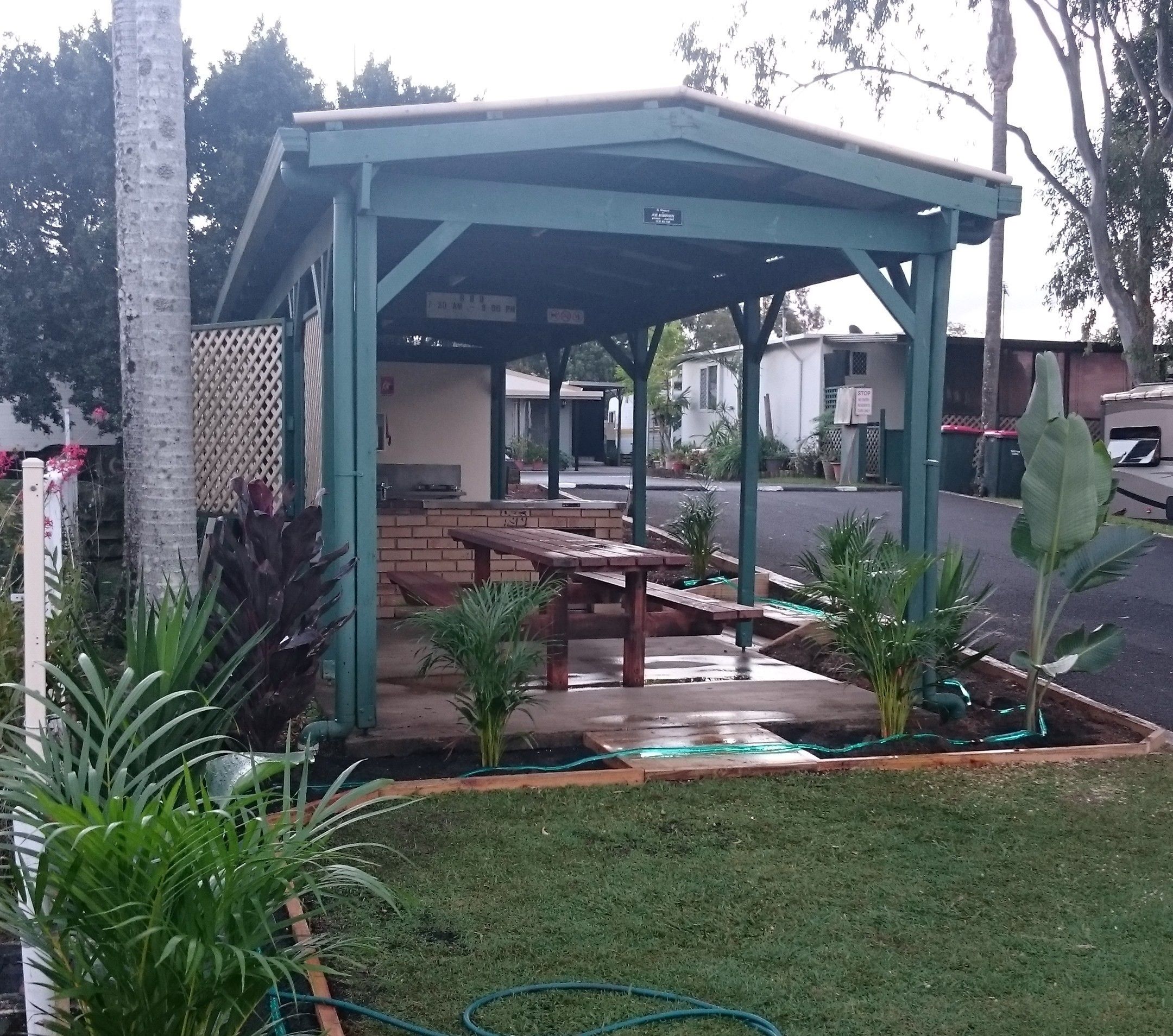 River Retreat Caravan Park