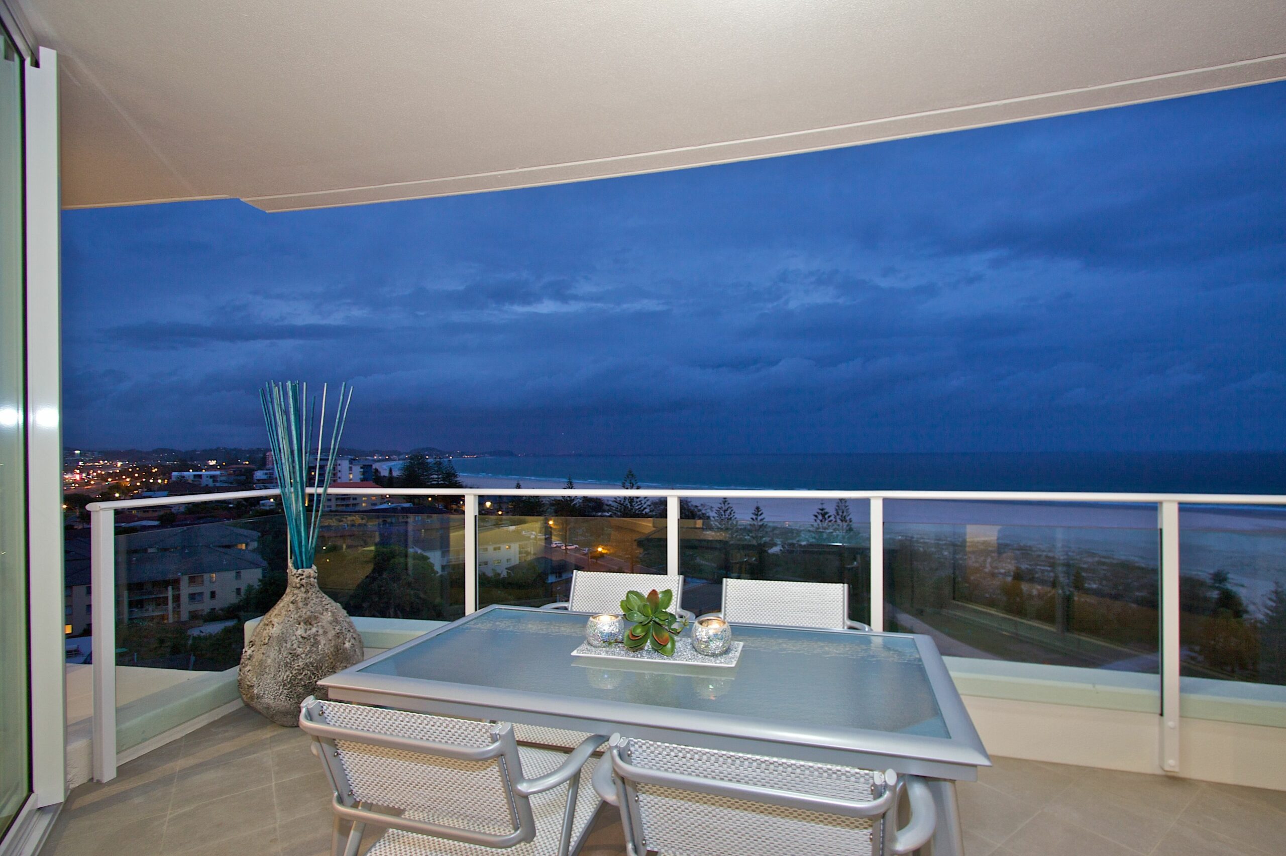 Kirra Surf Apartments