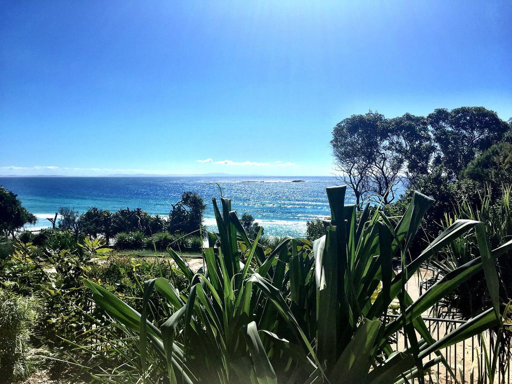 Stradbroke Island Beach Hotel