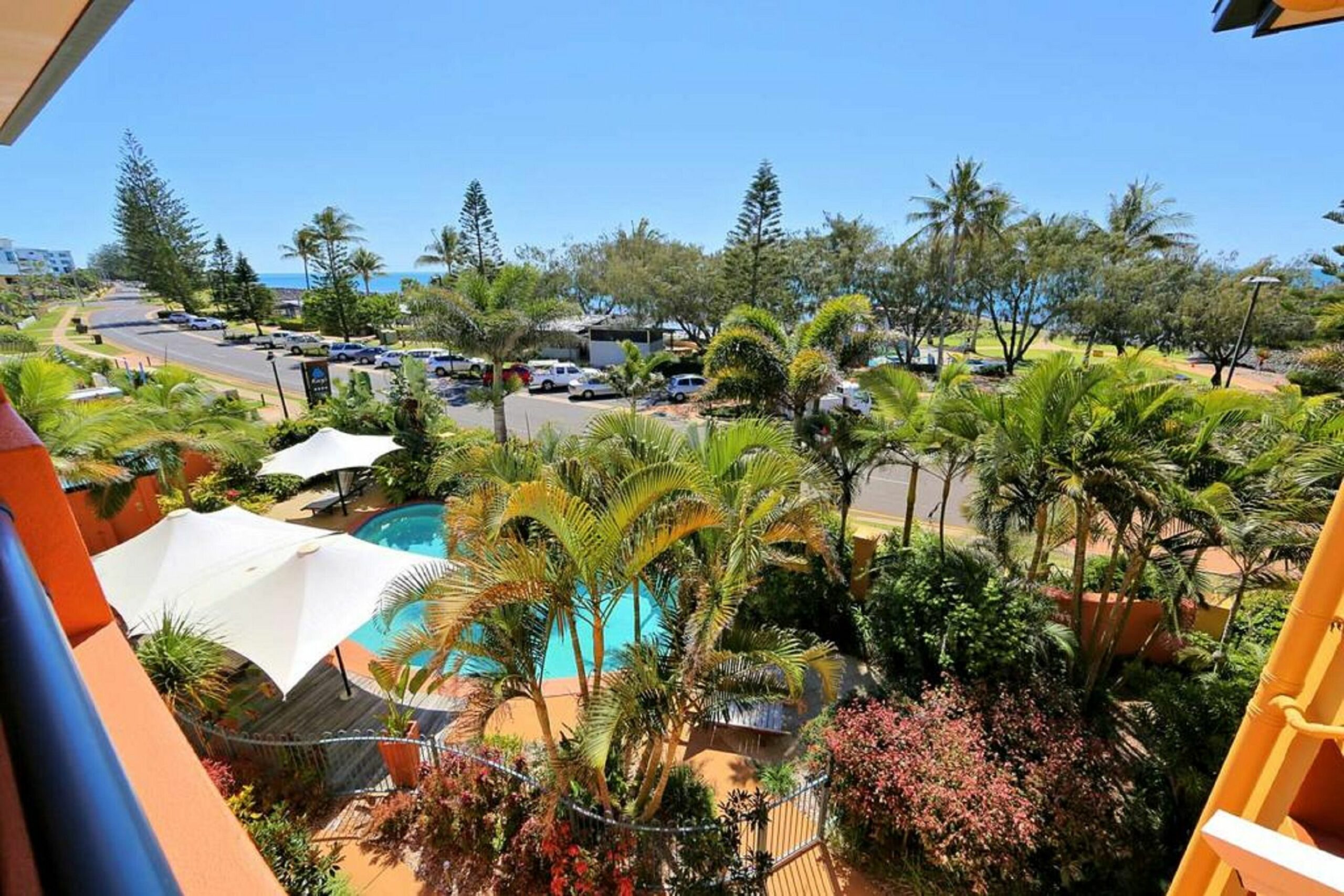 Kacys Bargara Beach Motel