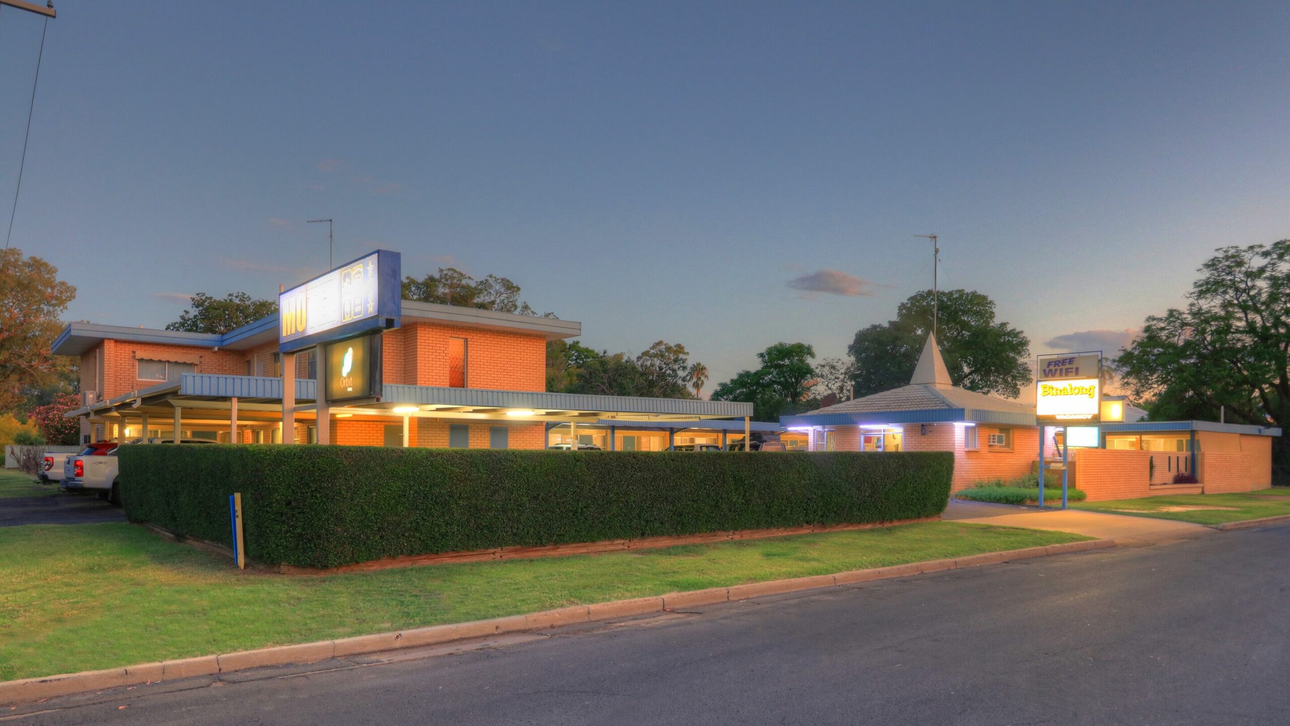 Binalong Motel