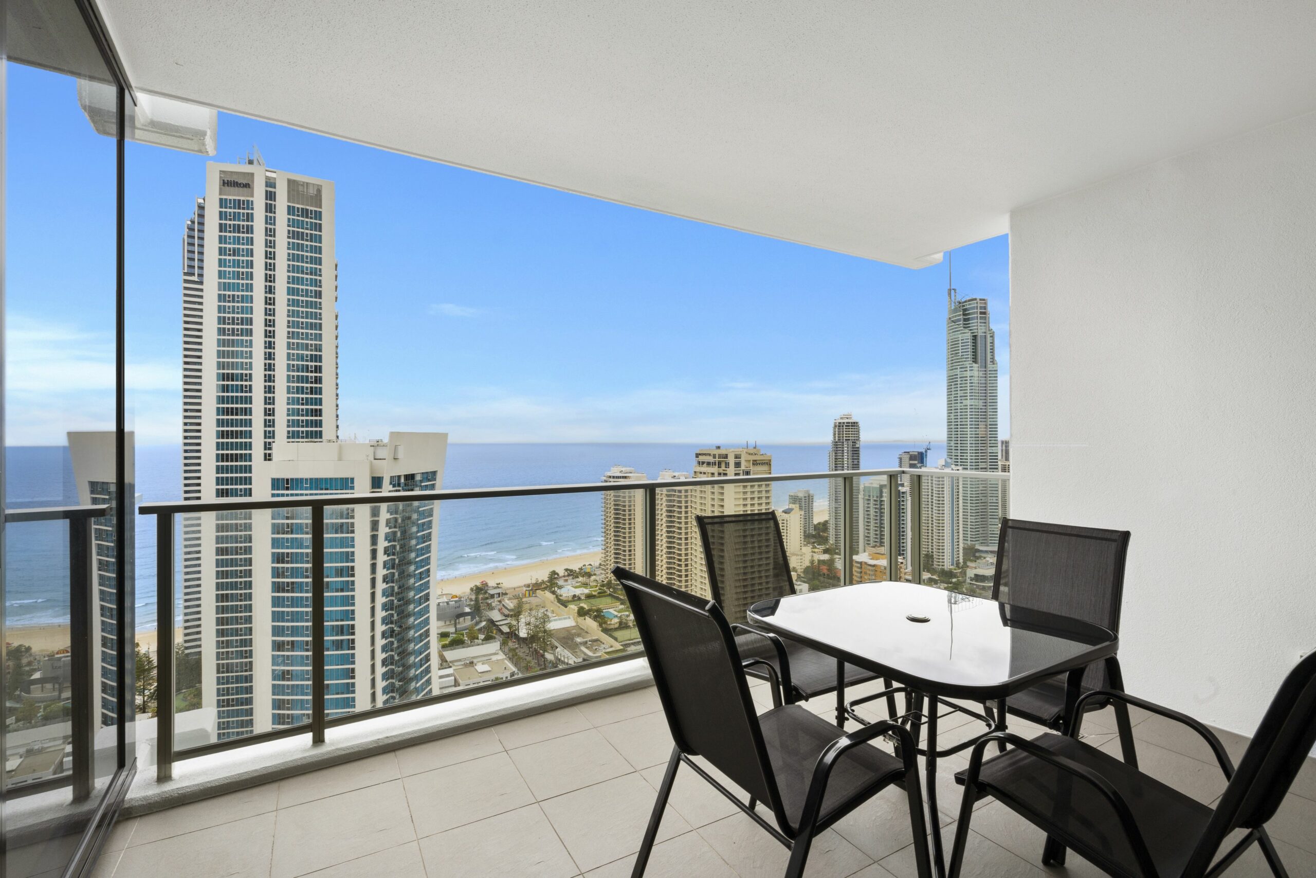 Circle on Cavill Surfers Paradise - GCLR