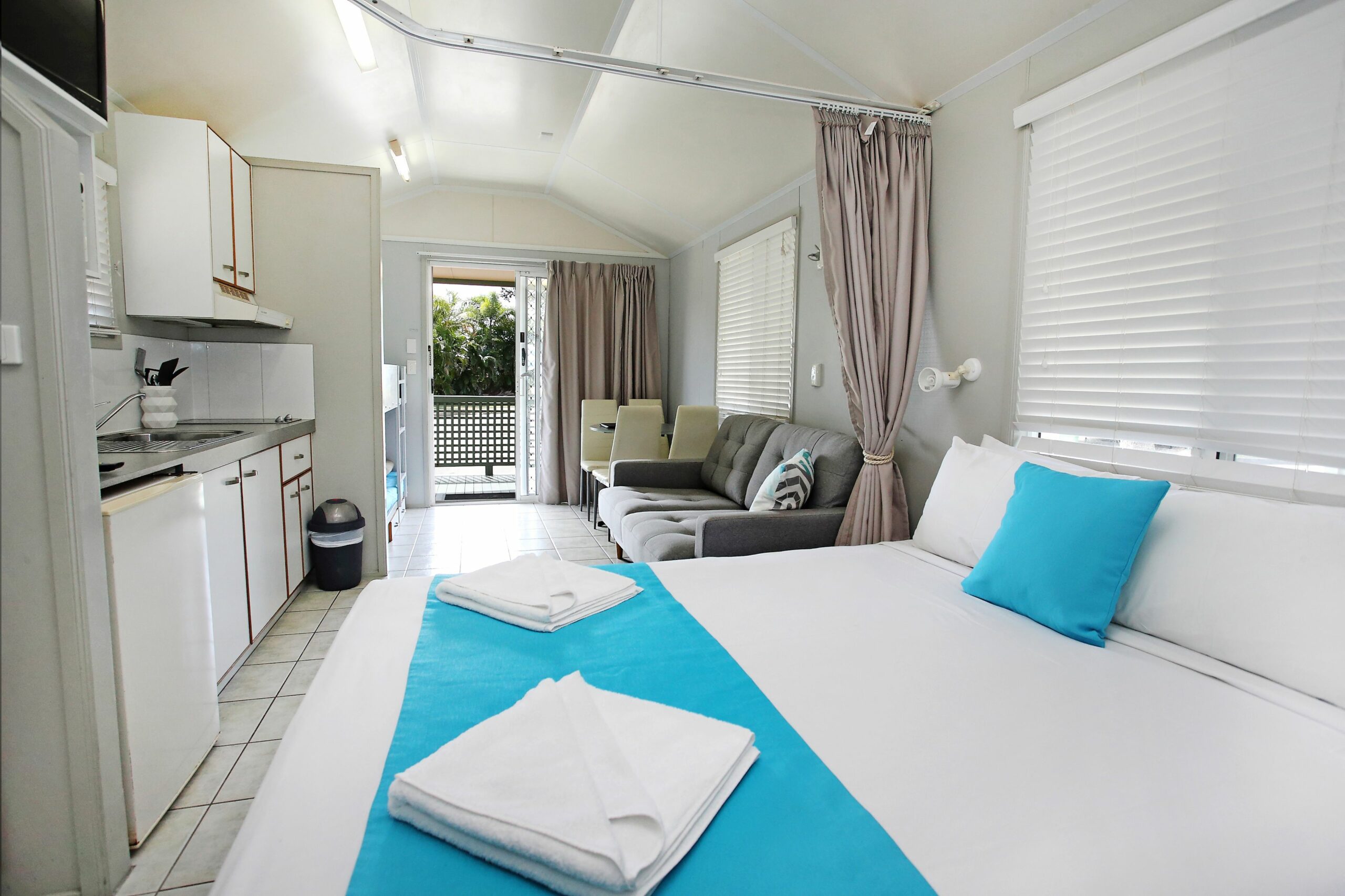 BIG4 Rowes Bay Beachfront Holiday Park