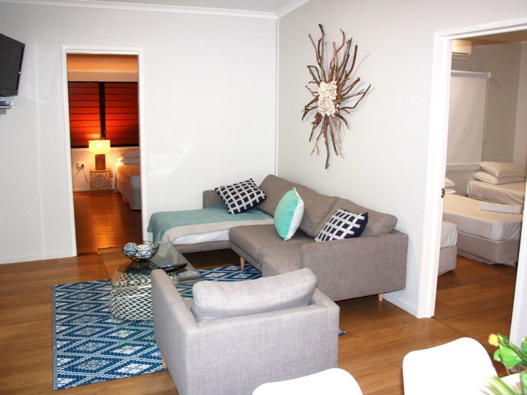 Beachside Palms Unit 1
