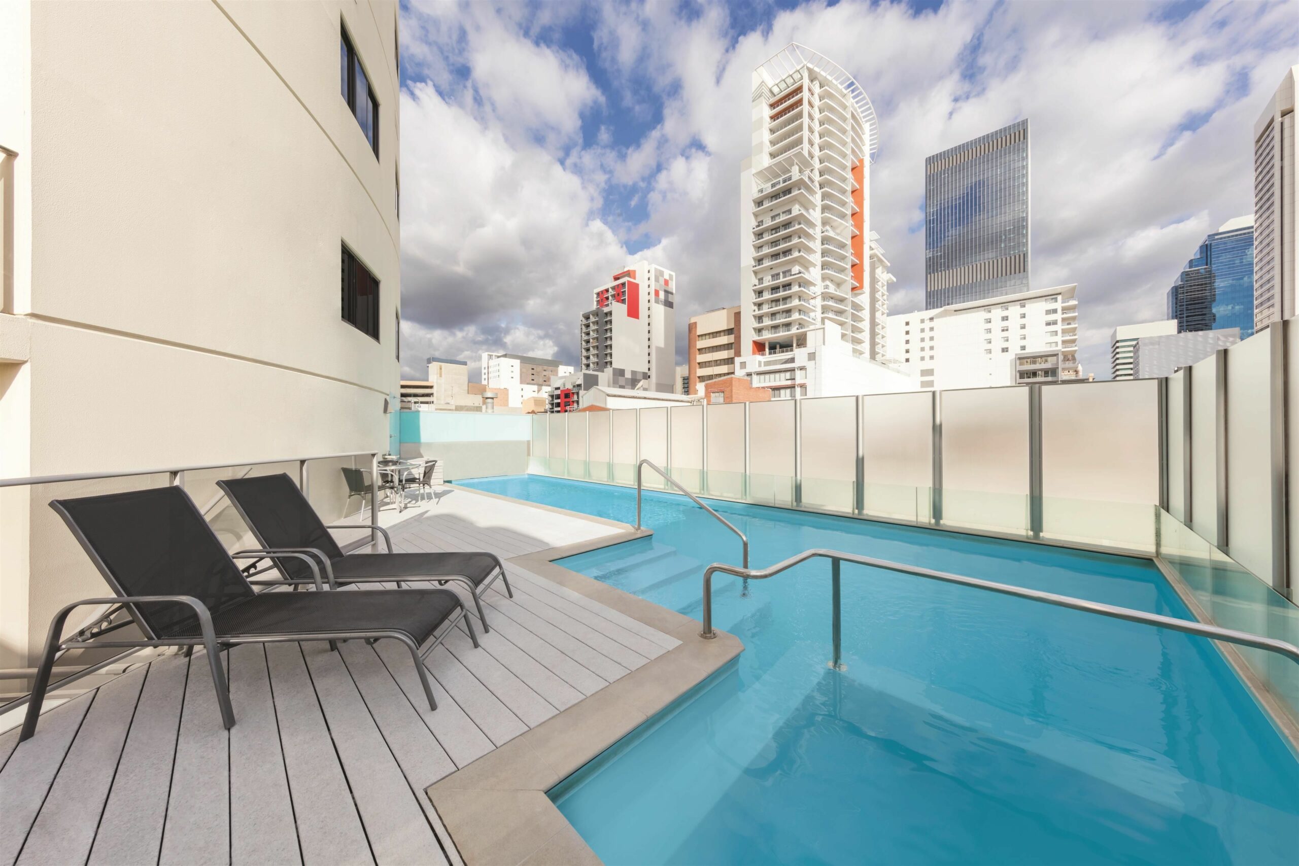 Adina Apartment Hotel Perth - Barrack Plaza