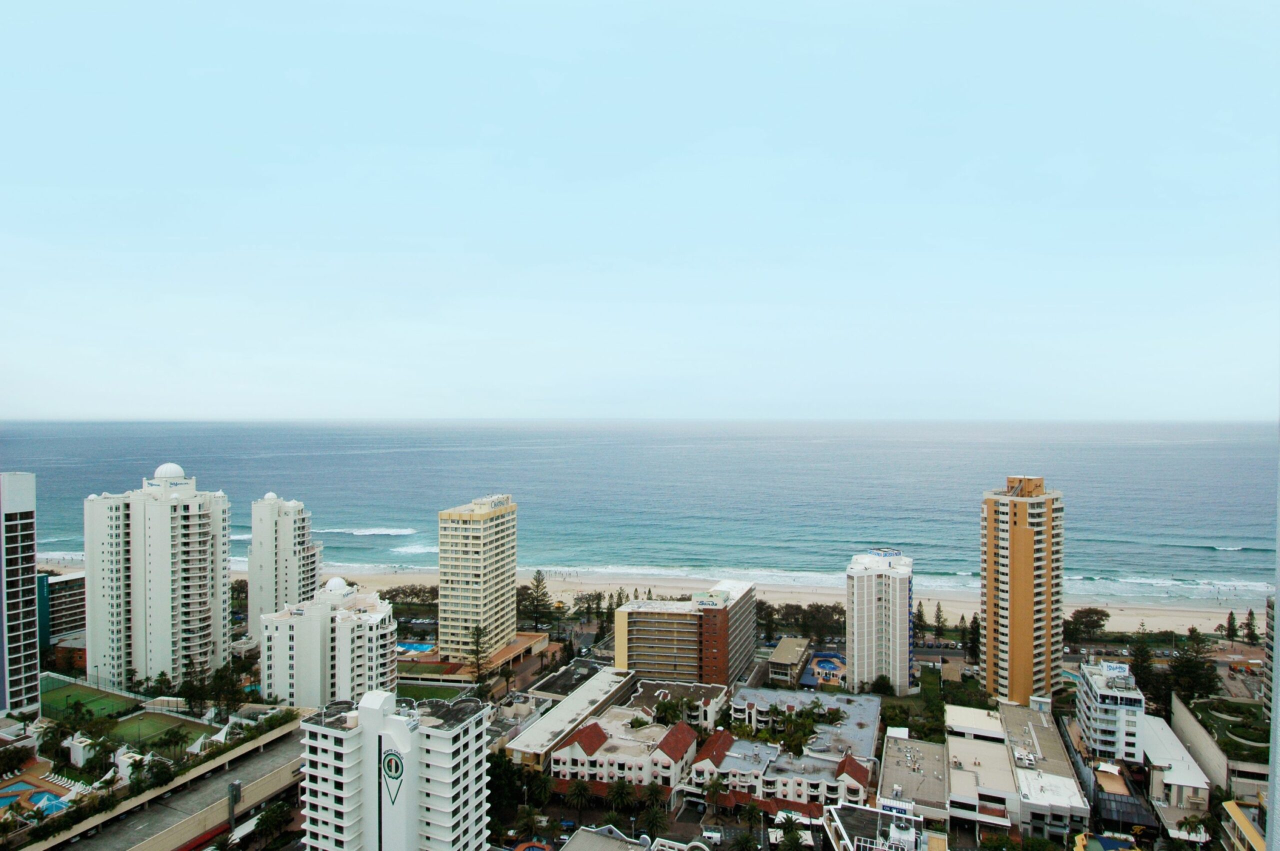 Chevron Renaissance - HR Surfers Paradise