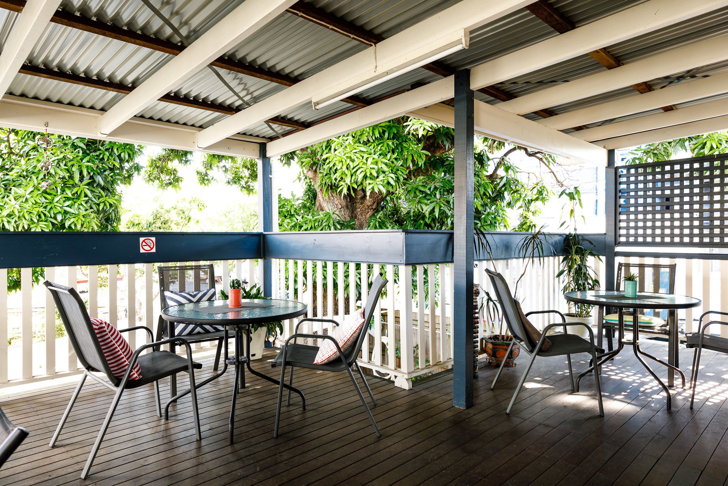 Bowen Terrace Accommodation