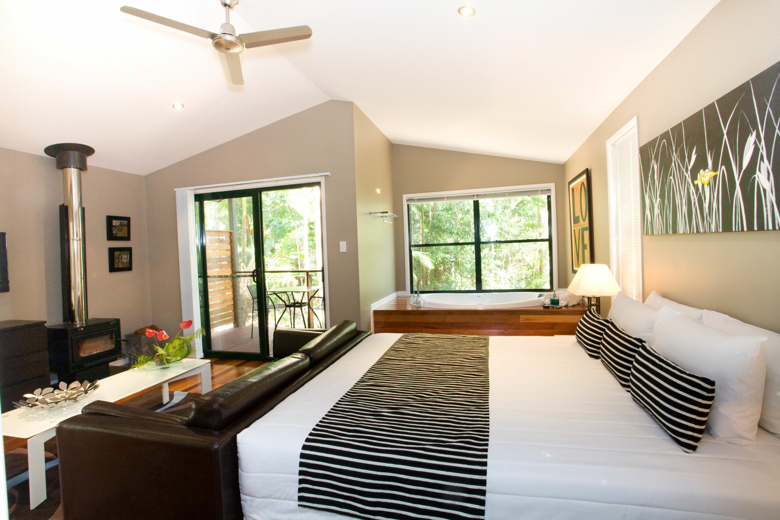 Amore On Buderim Luxury Rainforest Cabins