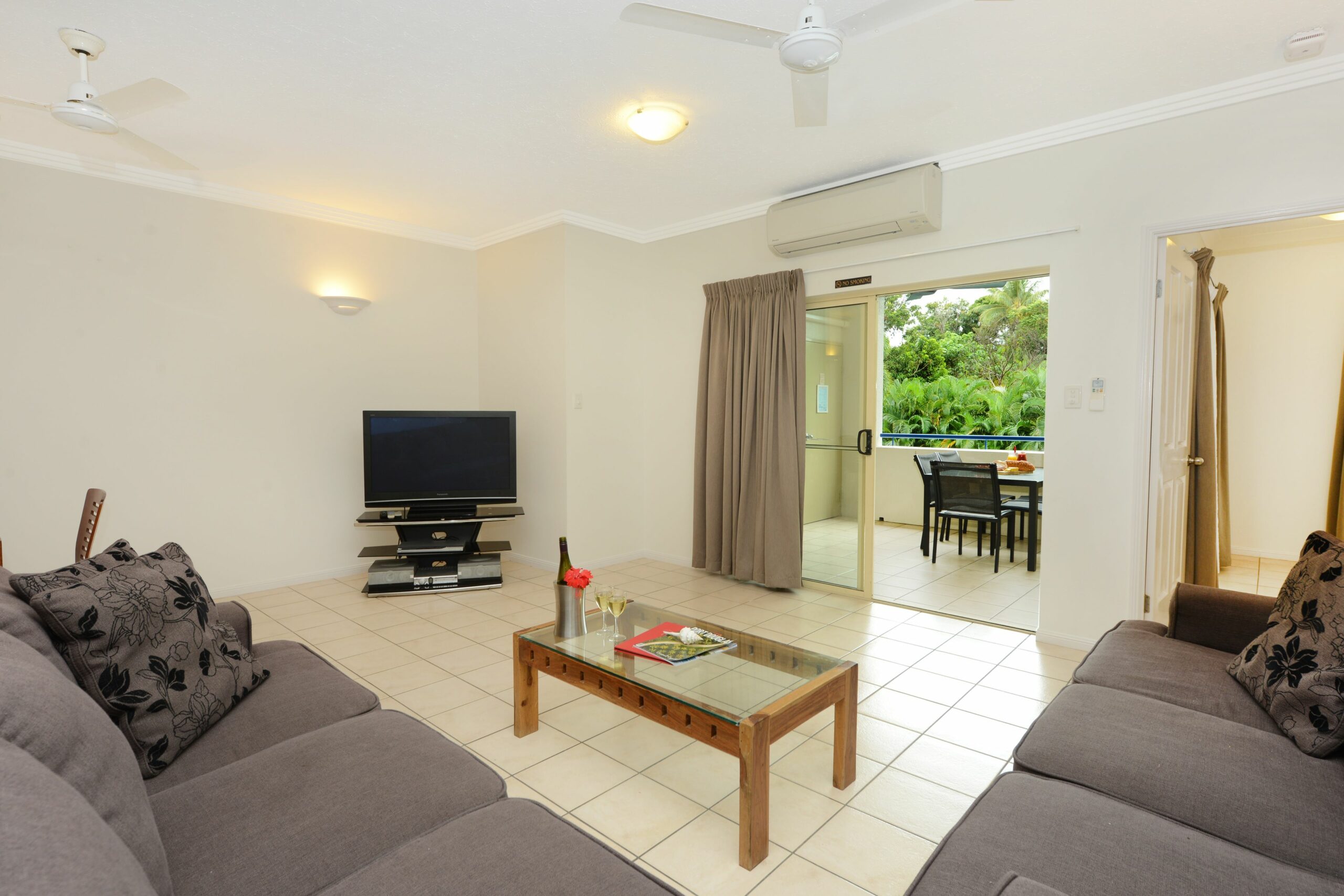 Central Plaza Port Douglas Apartments