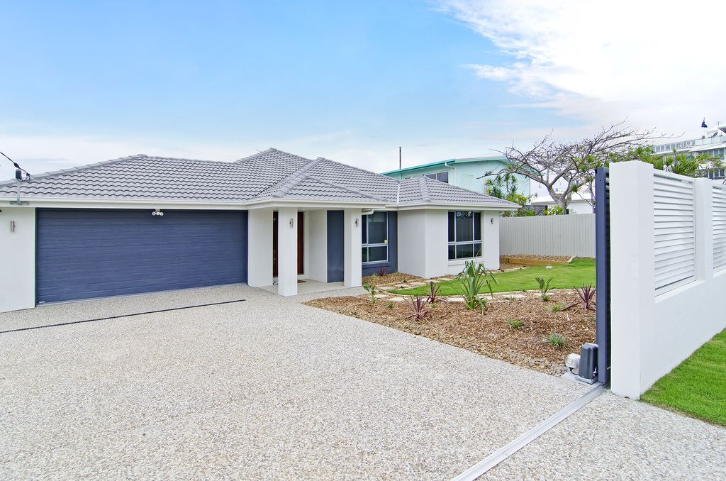 Sentosa at Tugun Beachfront Holiday Home