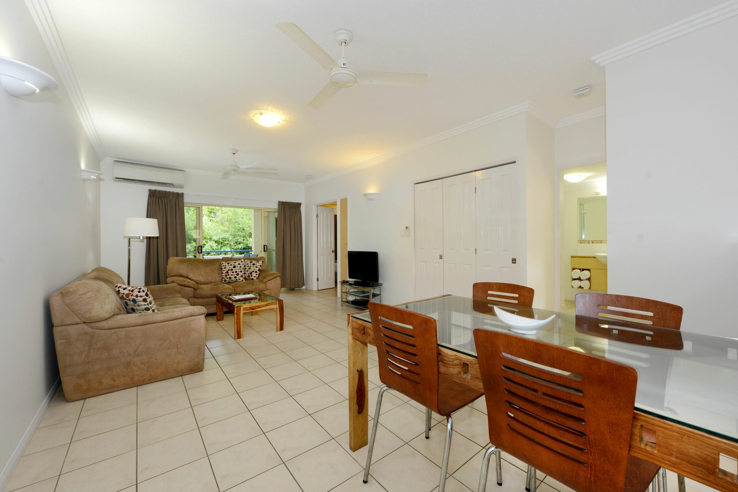 Central Plaza Port Douglas Apartments