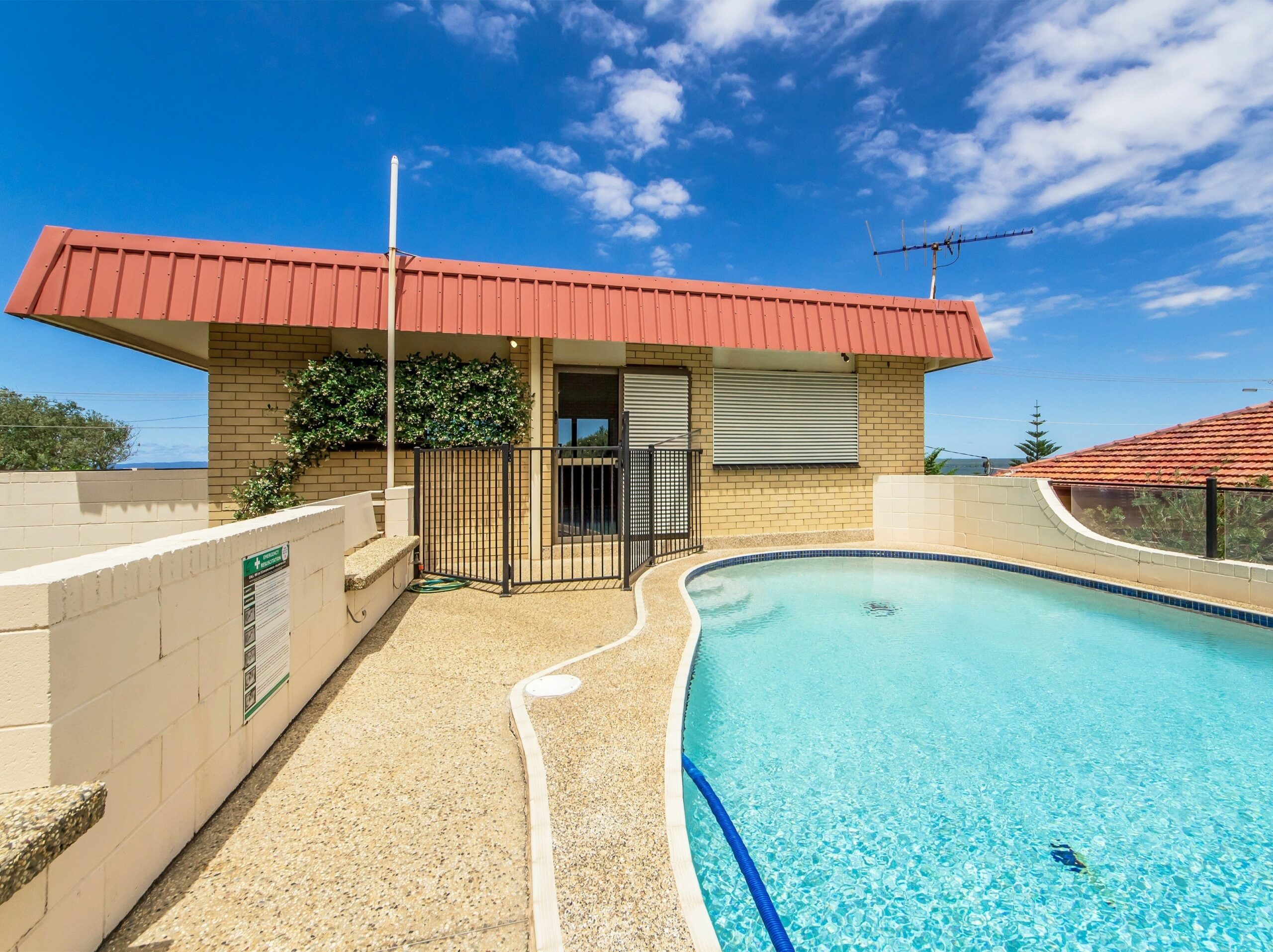 Beachfront Studio and Private Pool