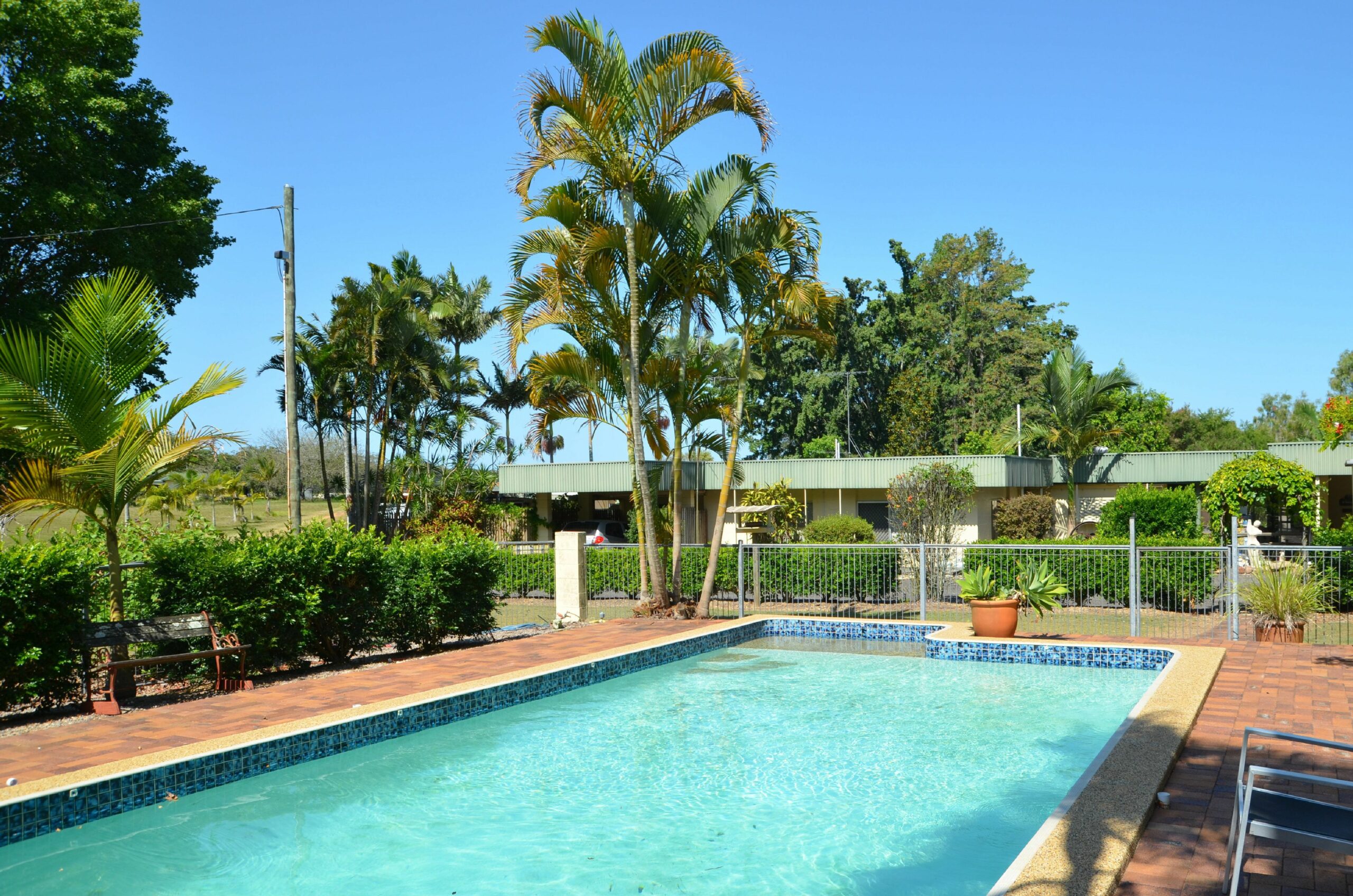 Beerwah Glasshouse Mountains Motel