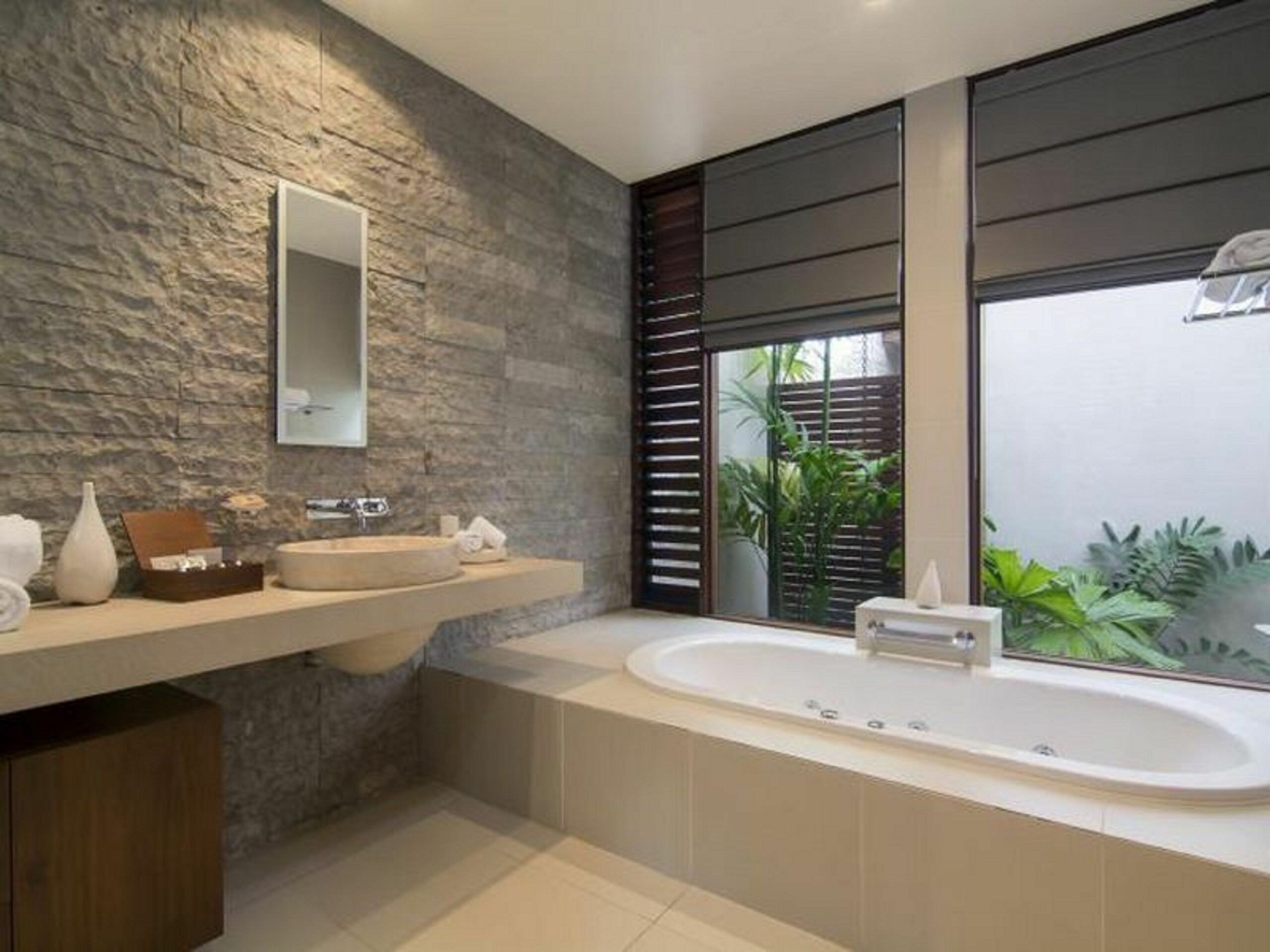 Niramaya Port Douglas 3 and 4 Bedroom Villas