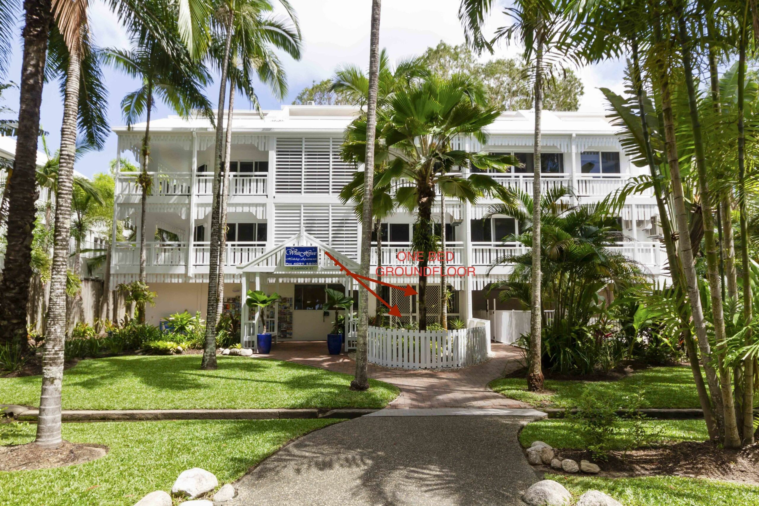 The White House Port Douglas