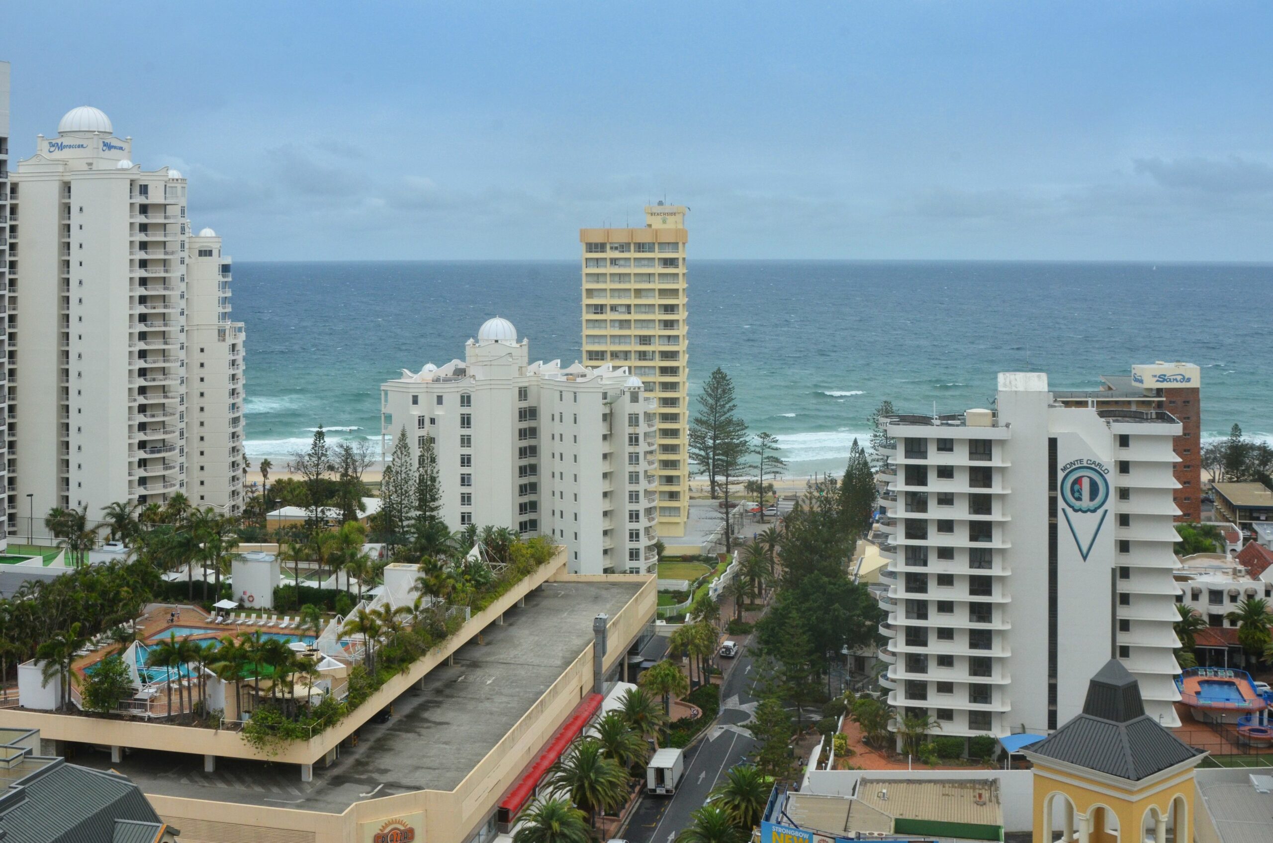 Chevron Renaissance - HR Surfers Paradise