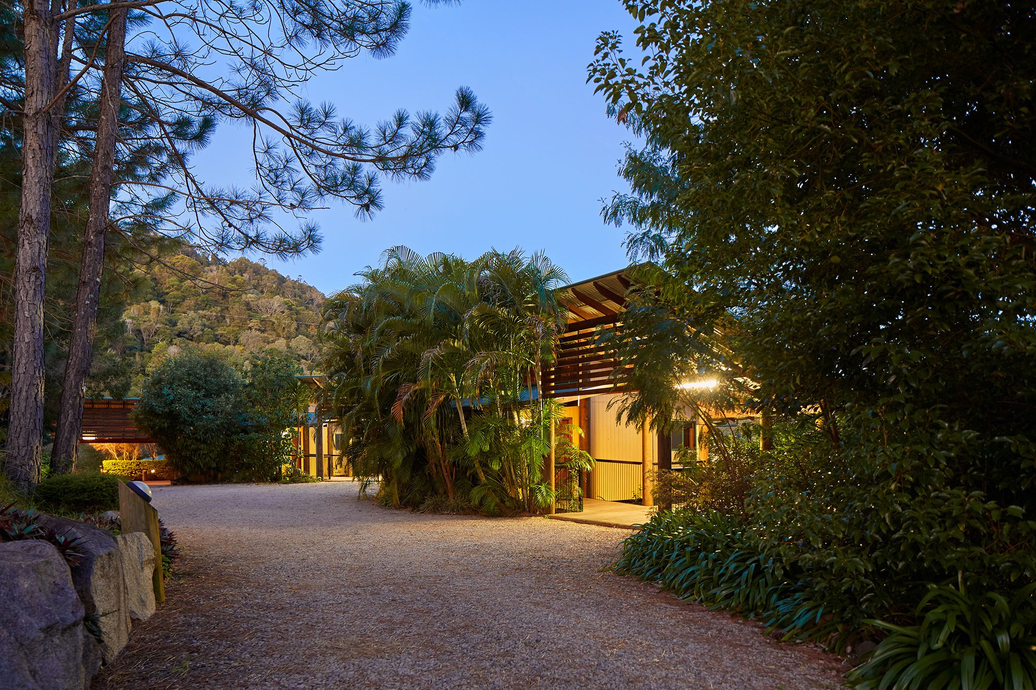 Dayboro Cottages & Llama Walks