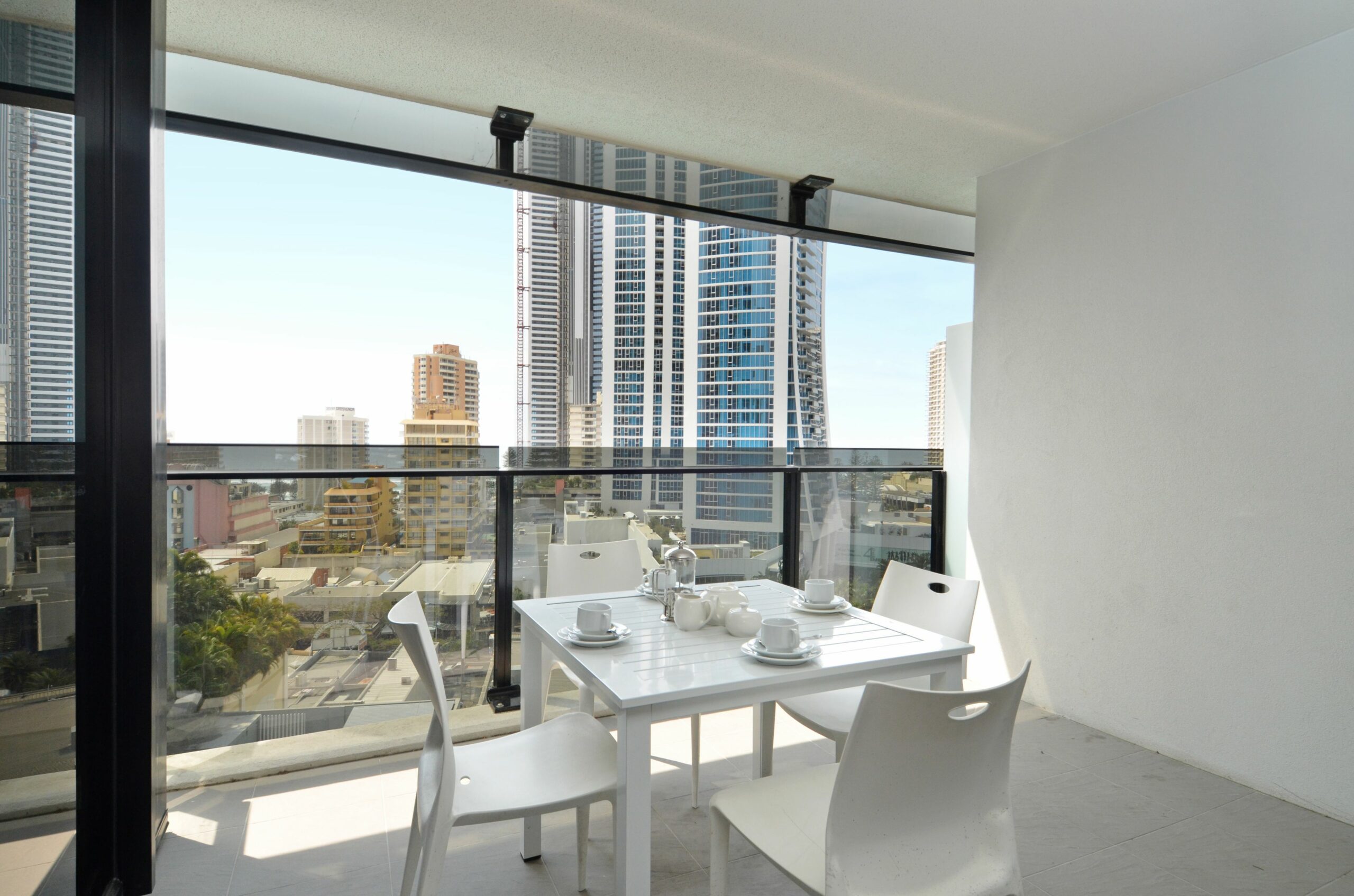 Circle on Cavill - HR Surfers Paradise