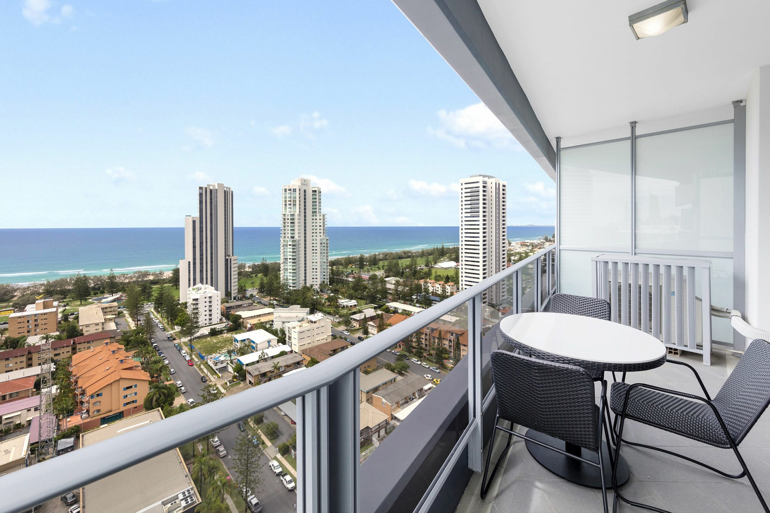 Meriton Suites Broadbeach, Gold Coast