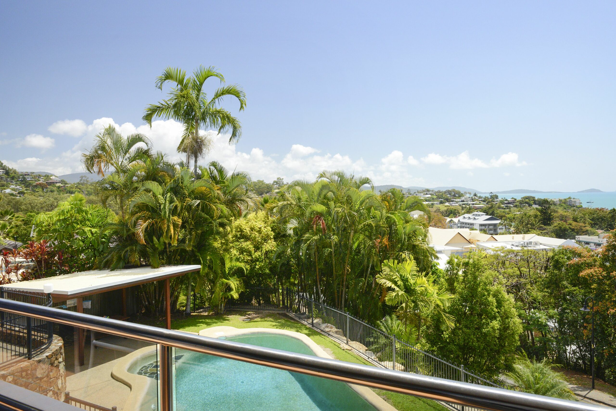 Airlie Harbour 3 Bedroom Apartment