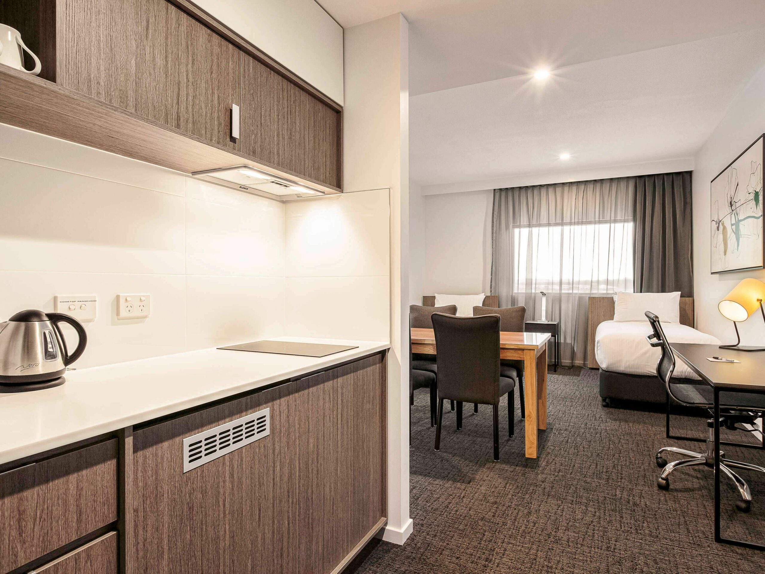 Mercure Sunshine Coast Kawana Waters