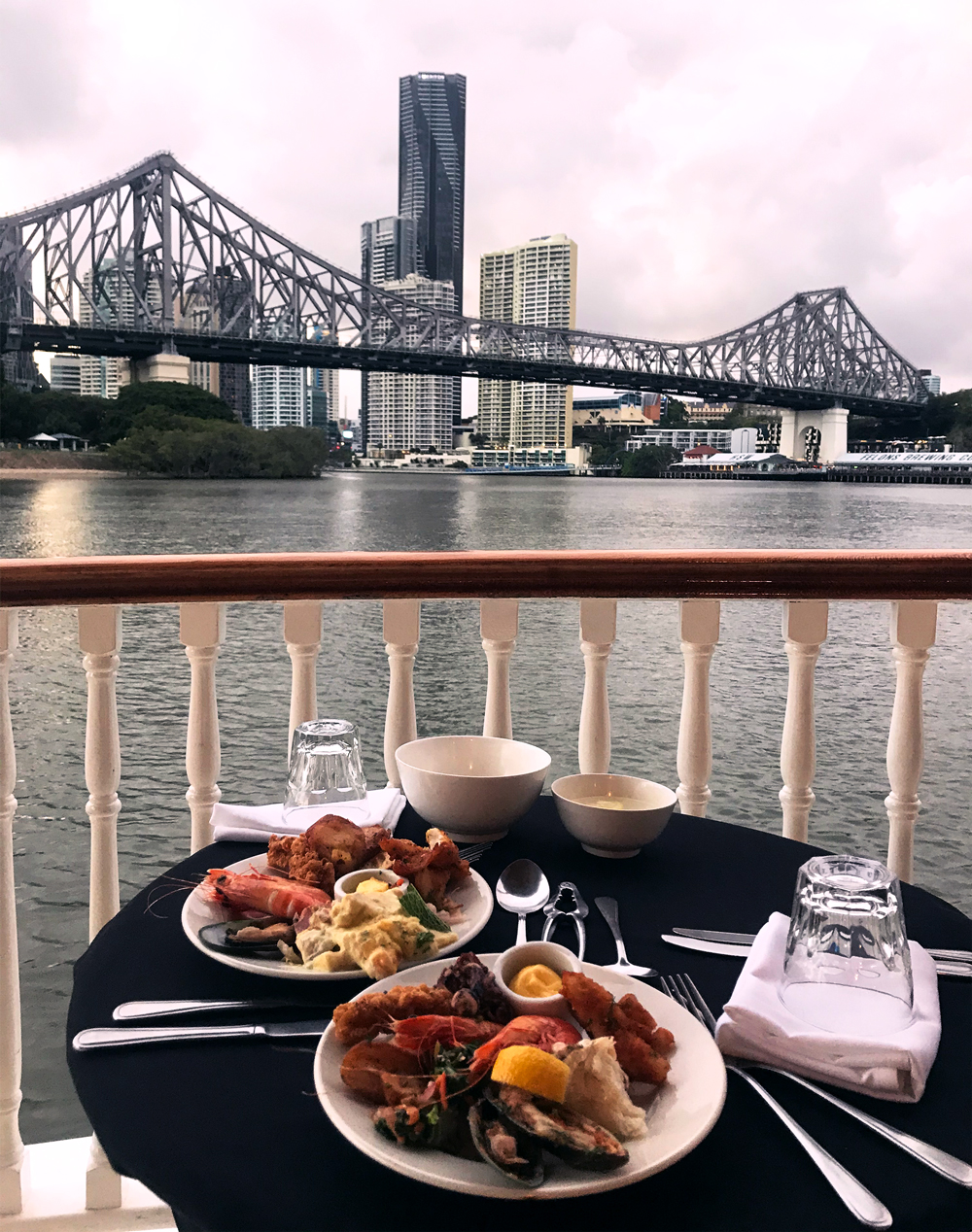 Seafood Sunday Ultimate River Cruise + Lunch