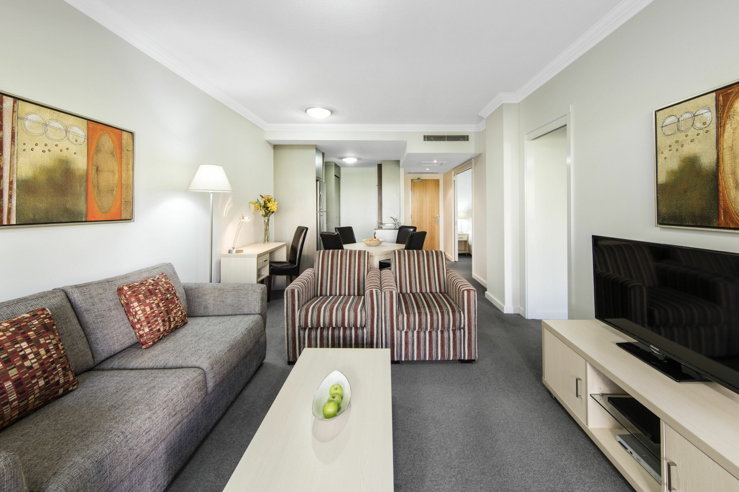 Oaks Brisbane Mews Suites