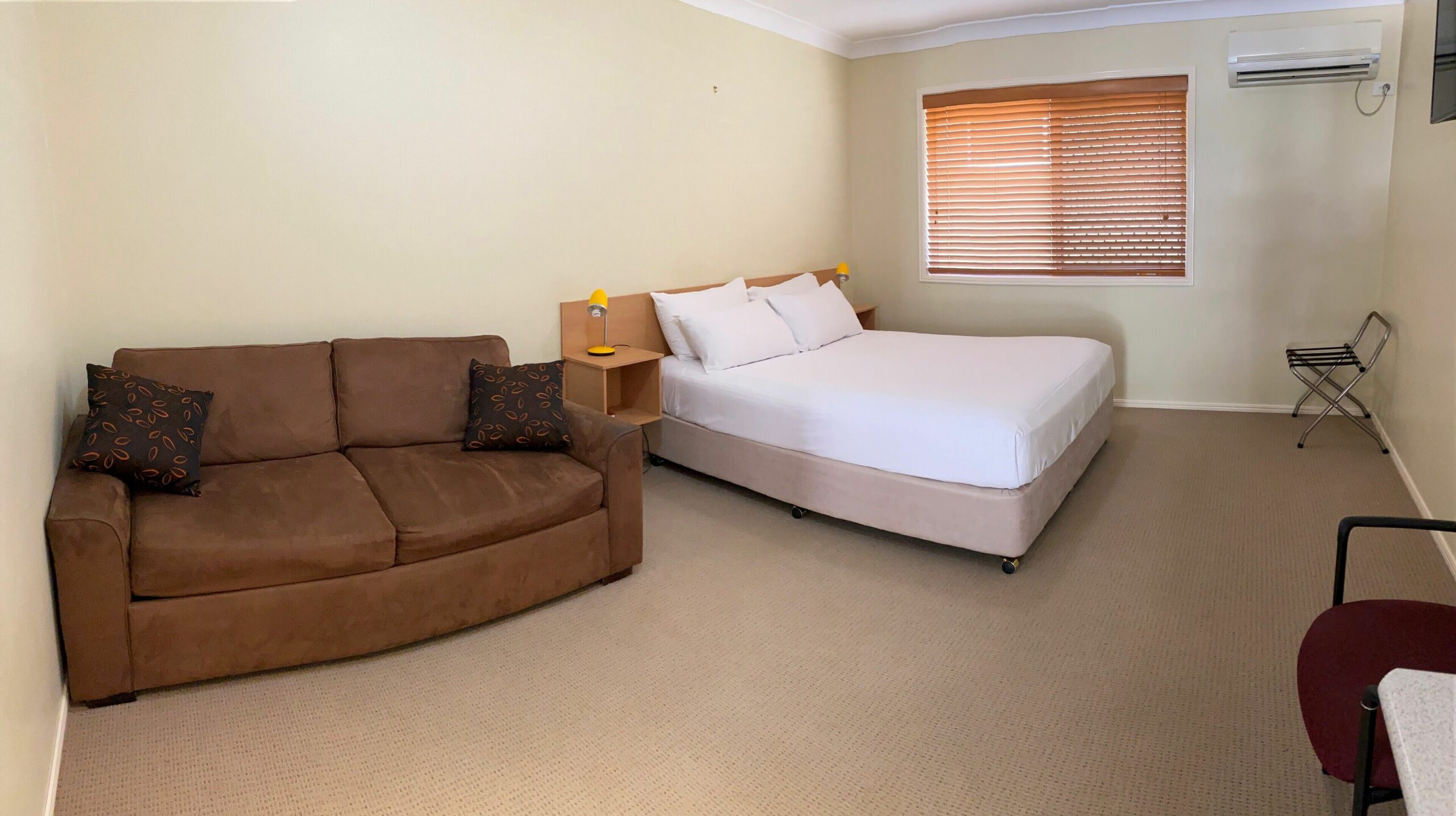 Country Roads Motor Inn Gayndah Qld