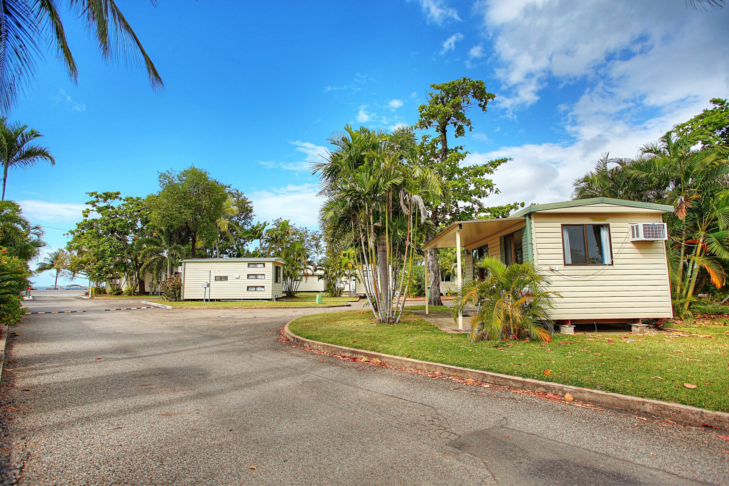 BIG4 Rowes Bay Beachfront Holiday Park