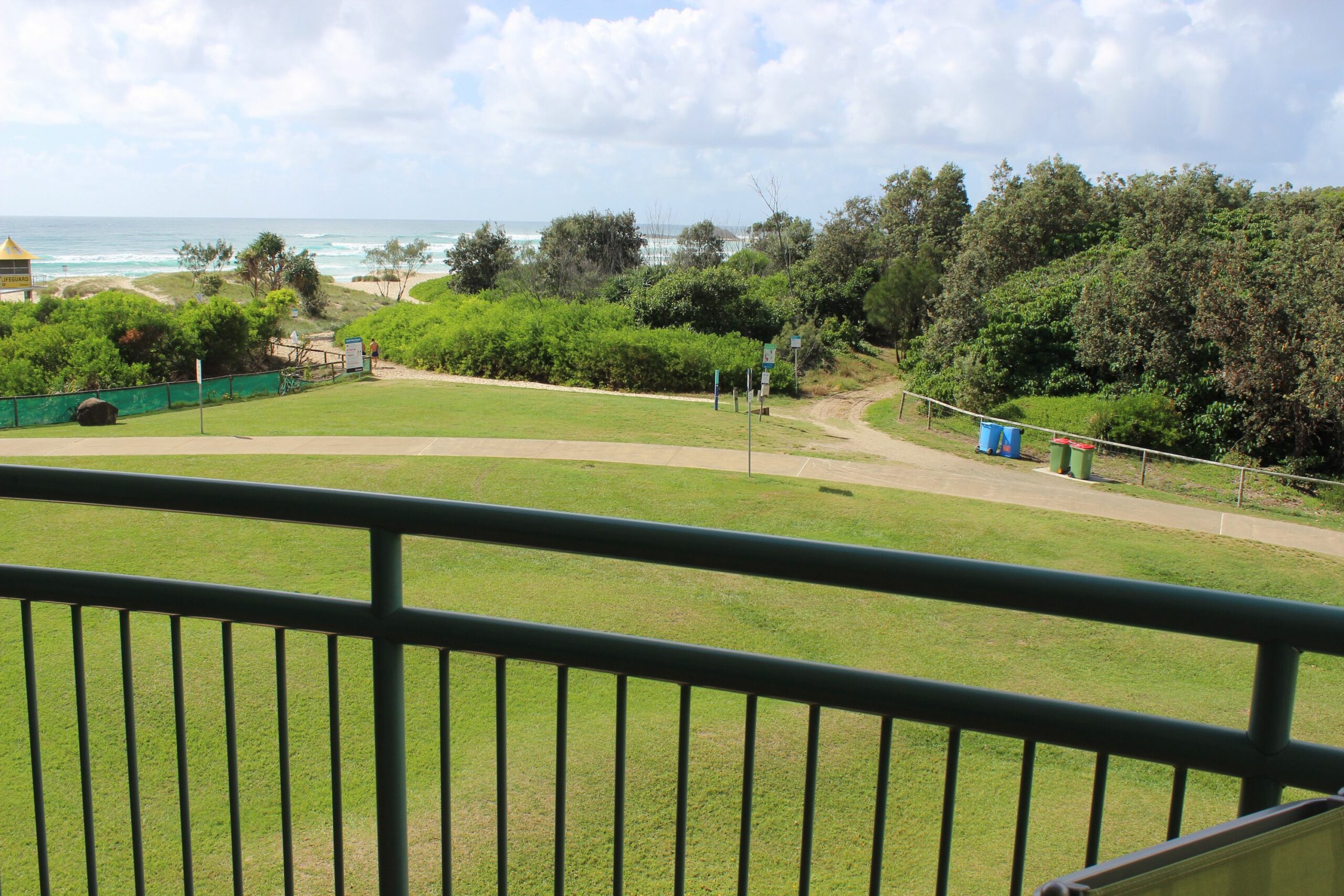 Currumbin Sands Holiday Apartments