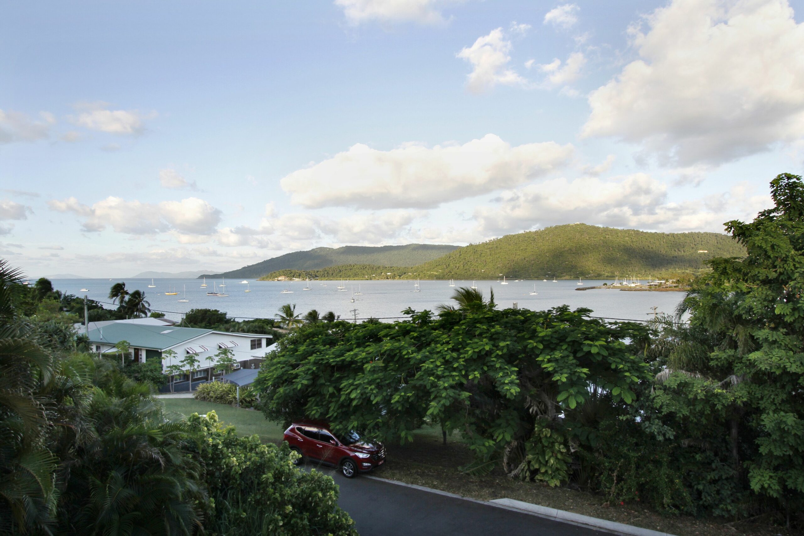 Location, Location. The Perfect Location for Your Stay in the Whitsundays!!