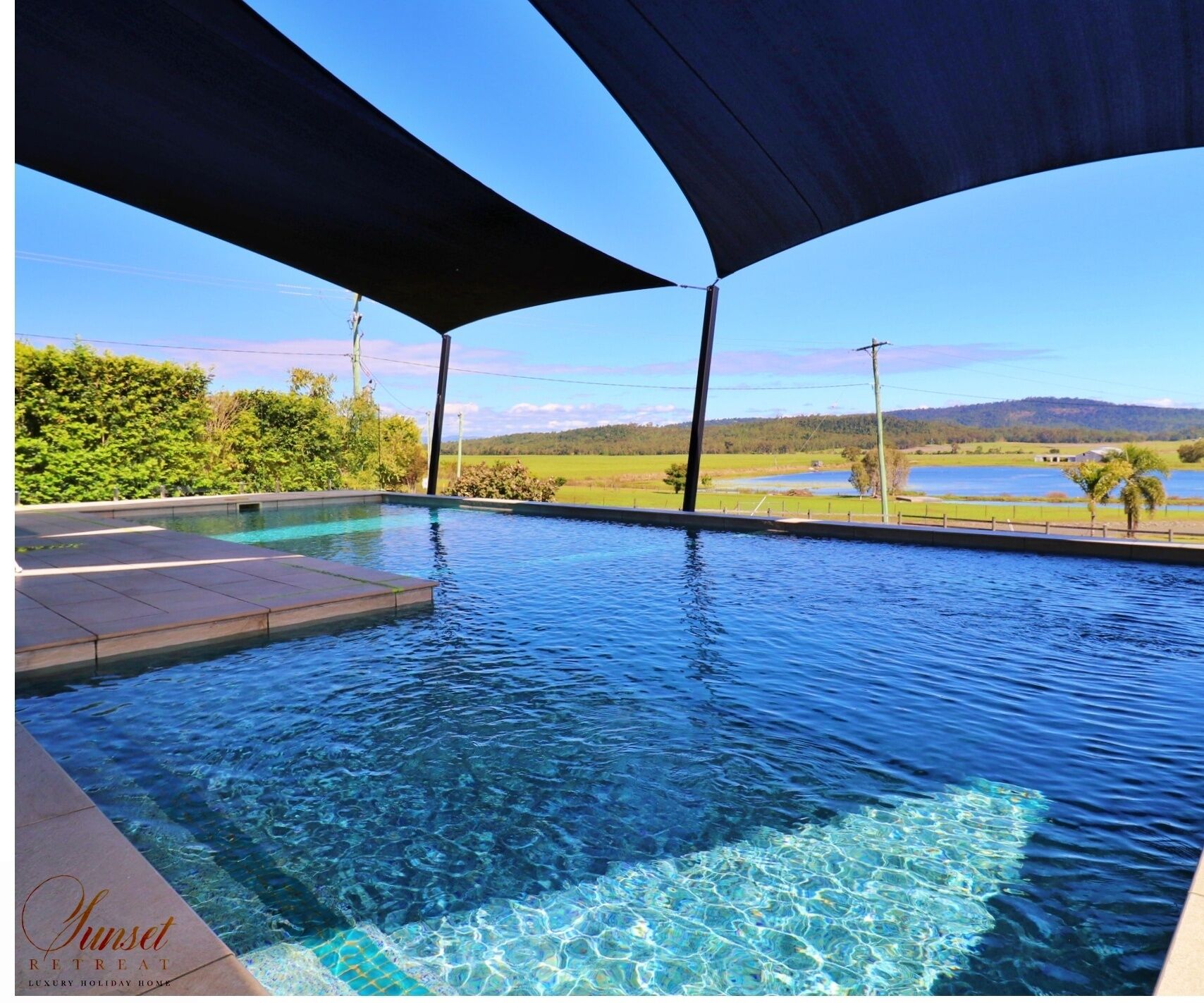 Private Five bed House With Pool, Fire Pit, Pizza Oven Close to Airlie Beach