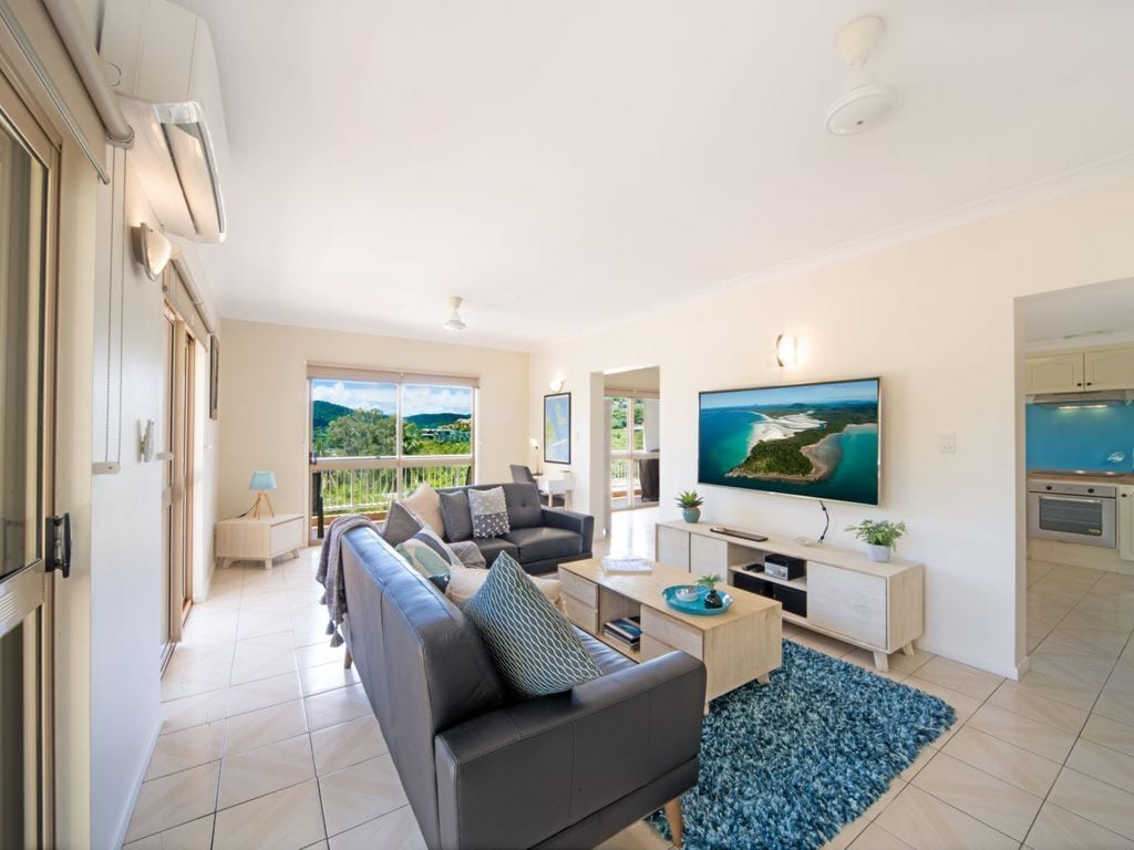 Beach House on Begley - Airlie Beach