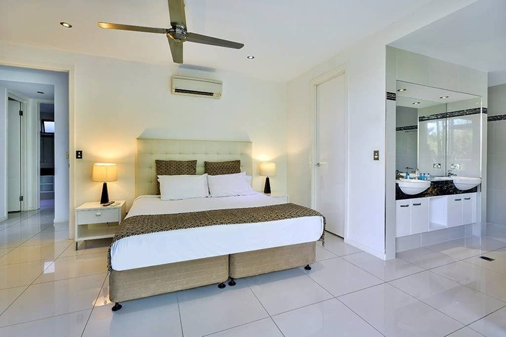 Pinnacle 7 - Garden View Apartment on Hamilton Island