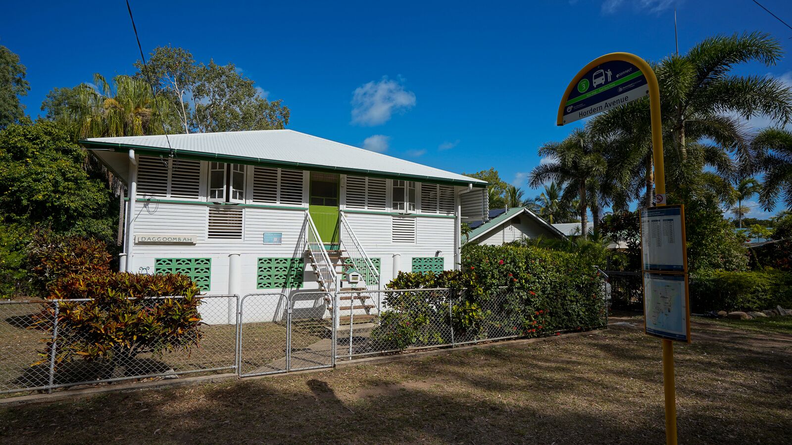 Stay in a Classic "queenslander"