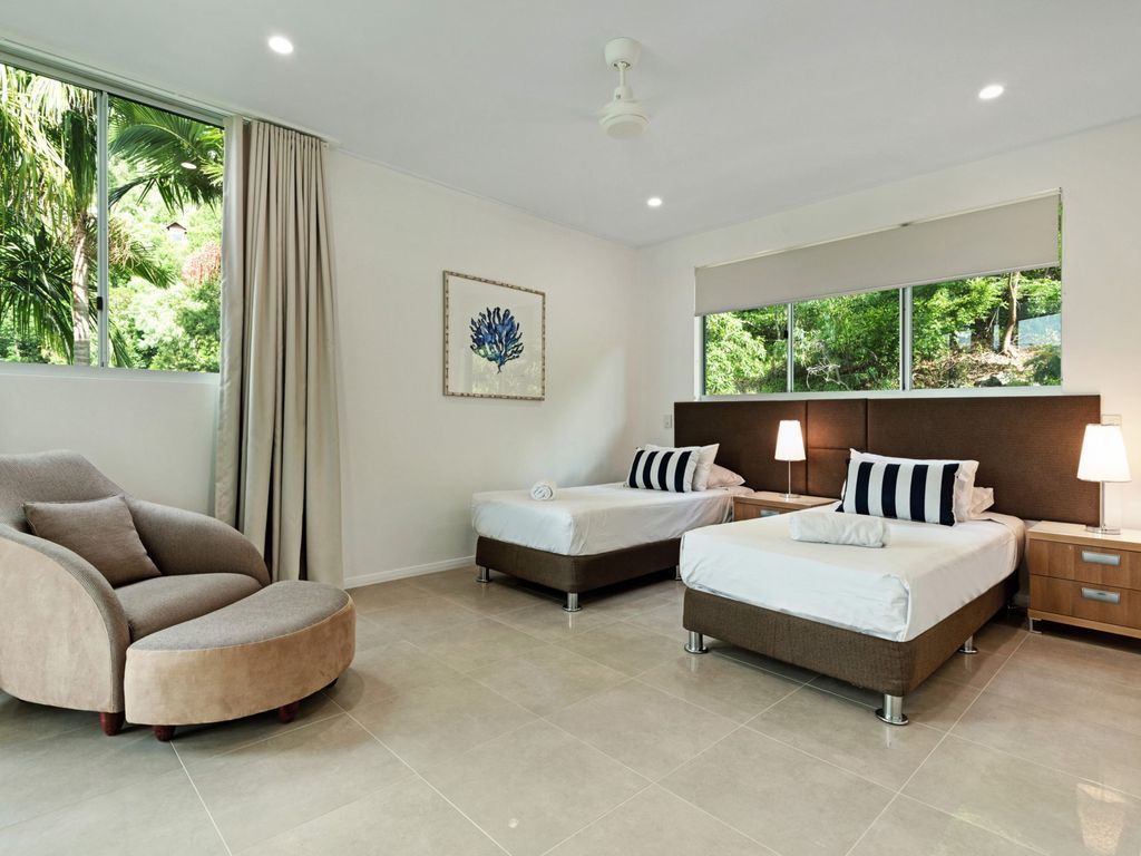 Prestige Pavillion Luxury 4 Bedroom Oceanfront With Buggy Great Location Pavillions 3 Hamilton Island