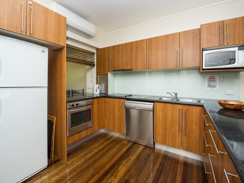 Picnic Bay Apartments Unit 3