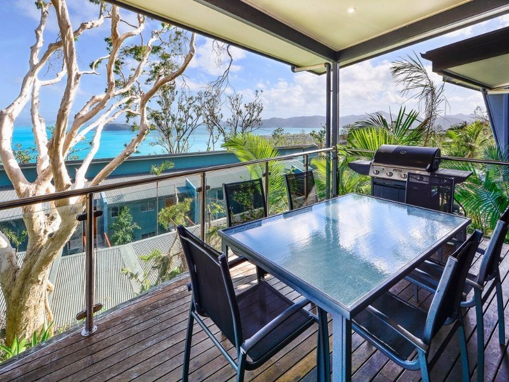 Pinnacle 1 - Seaview Apartment on Hamilton Island