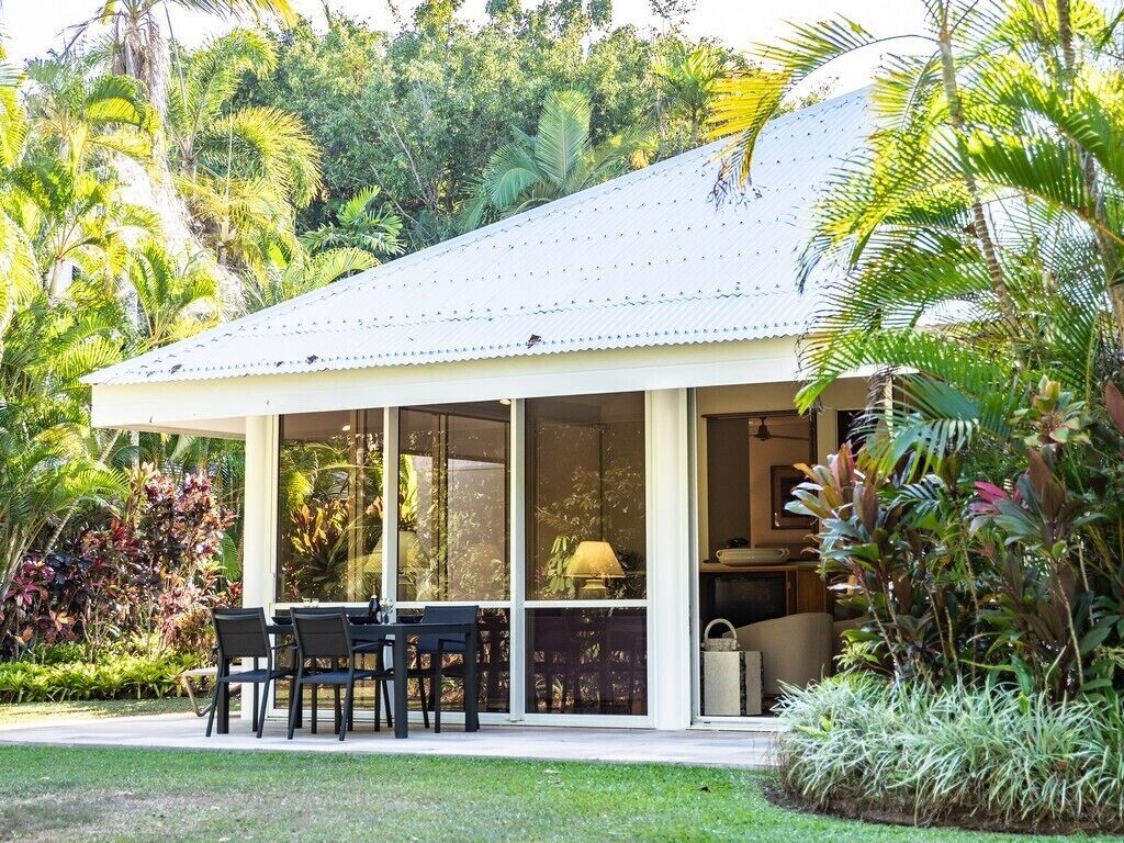 Beachfront Mirage Villa 435 – Four Mile Beach Port Douglas