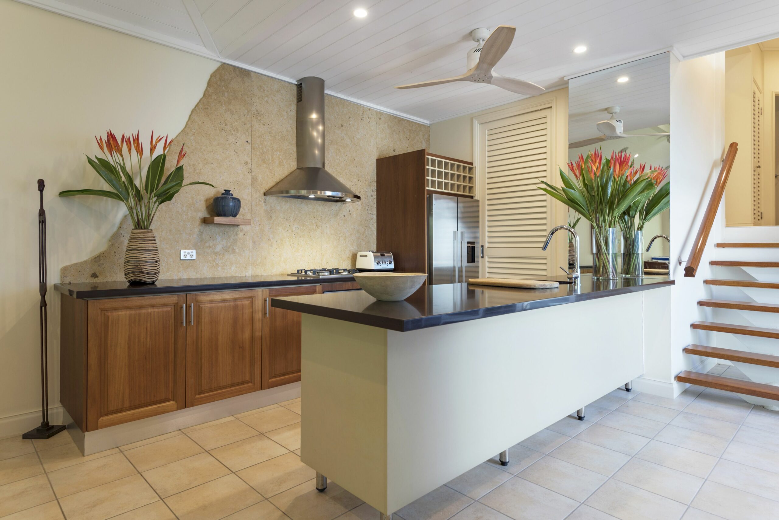 Amber Villa Port Douglas in the Heart of Town Newly Refurbished