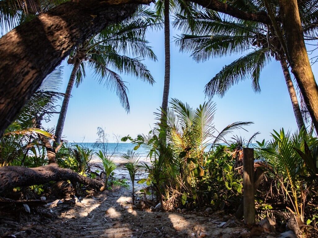 Beachfront Mirage Villa 435 - Four Mile Beach Port Douglas