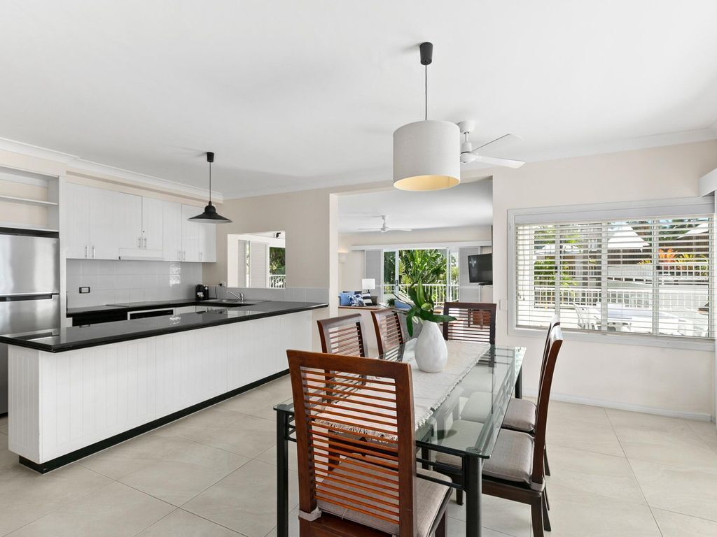 48 Alamanda, Palm Cove - Absolute Beachfront Apartment In Alamanda Resort With Private Pool