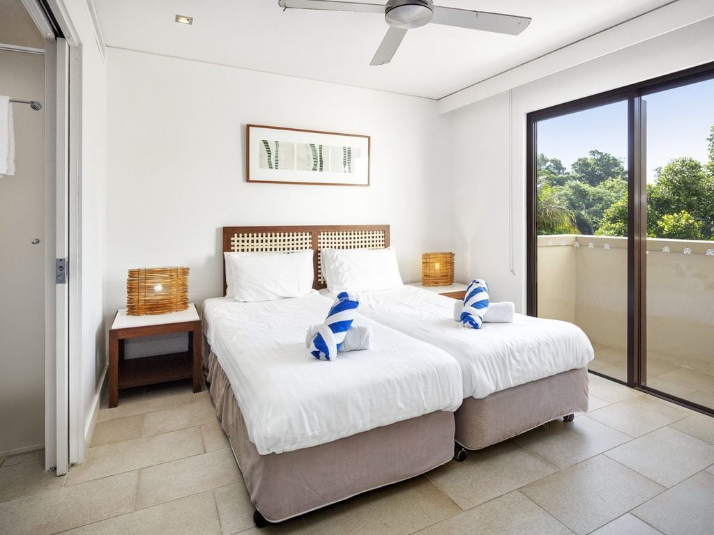 Temple 304 Modern Spacious Palm Cove Resort