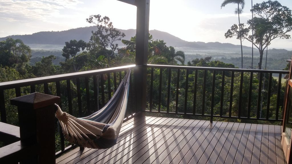 Daintree Holiday Homes - Yurara - Ocean Views and a Luxury Spa Bath for Two